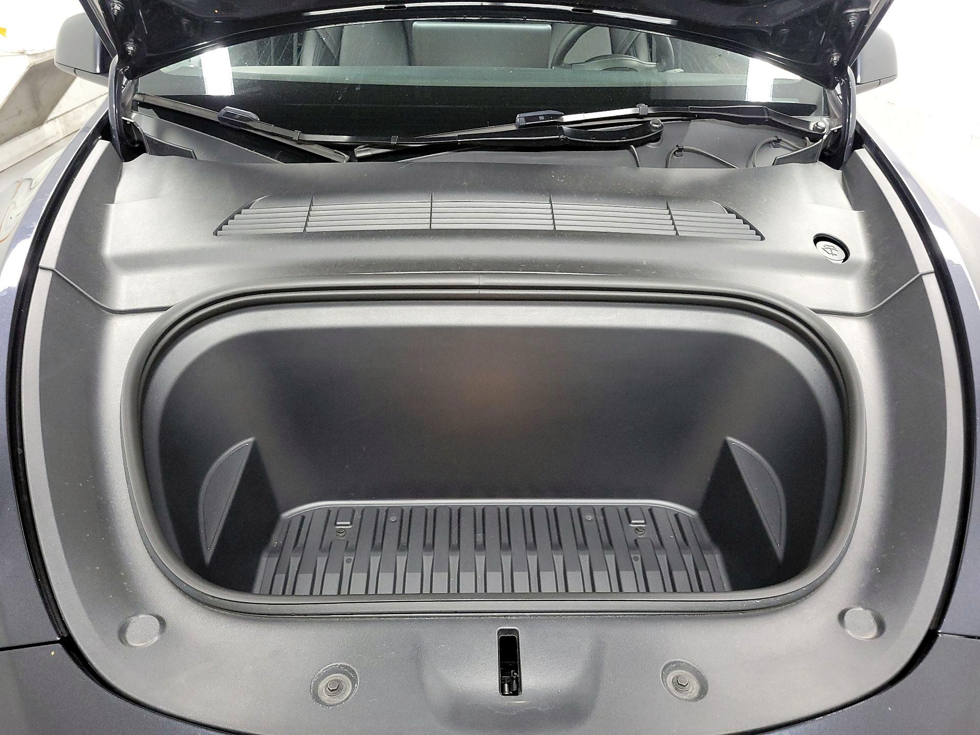 Thumbnail: 2024 Tesla Model Y - 16
