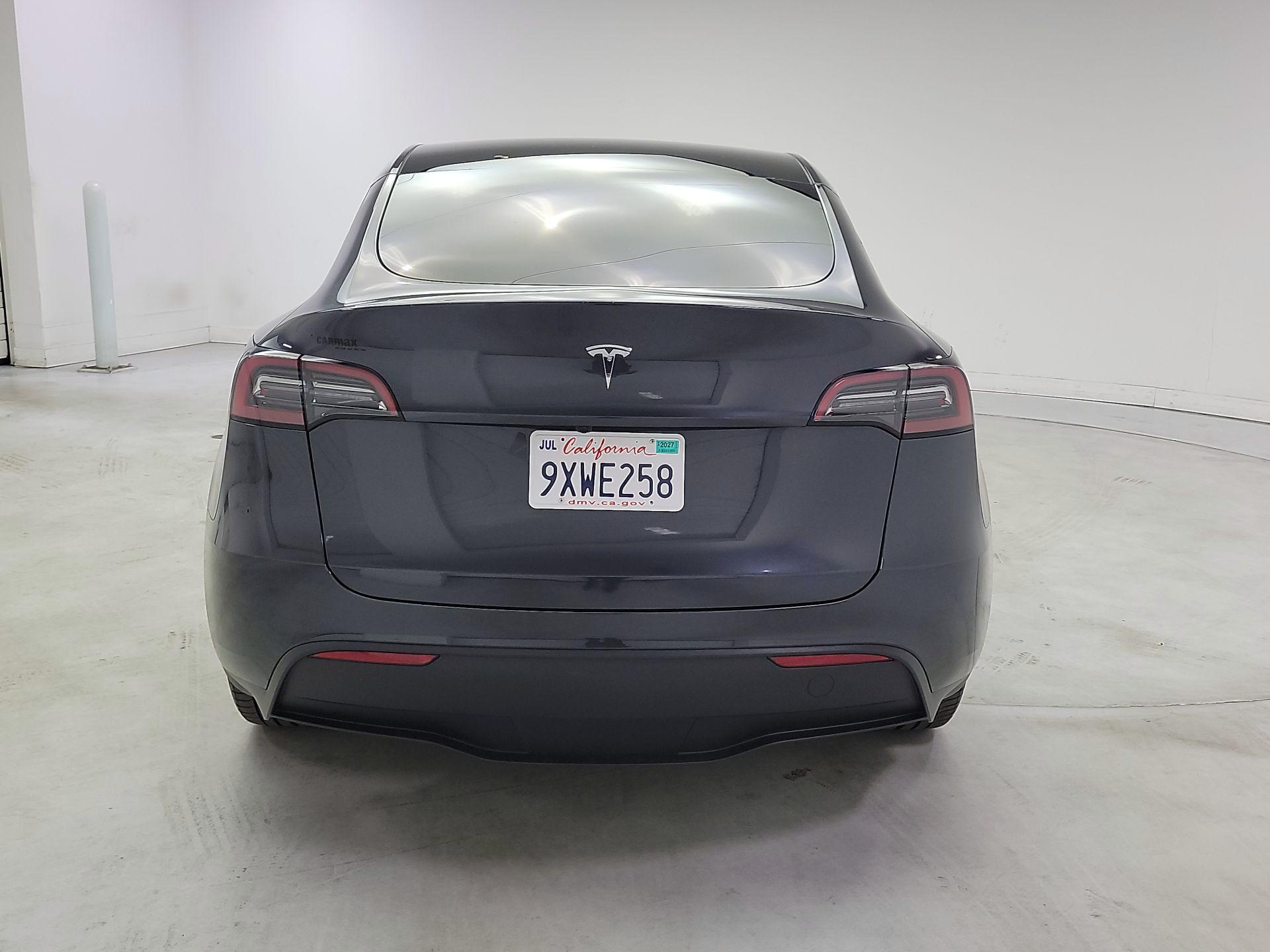 Thumbnail: 2024 Tesla Model Y - 6