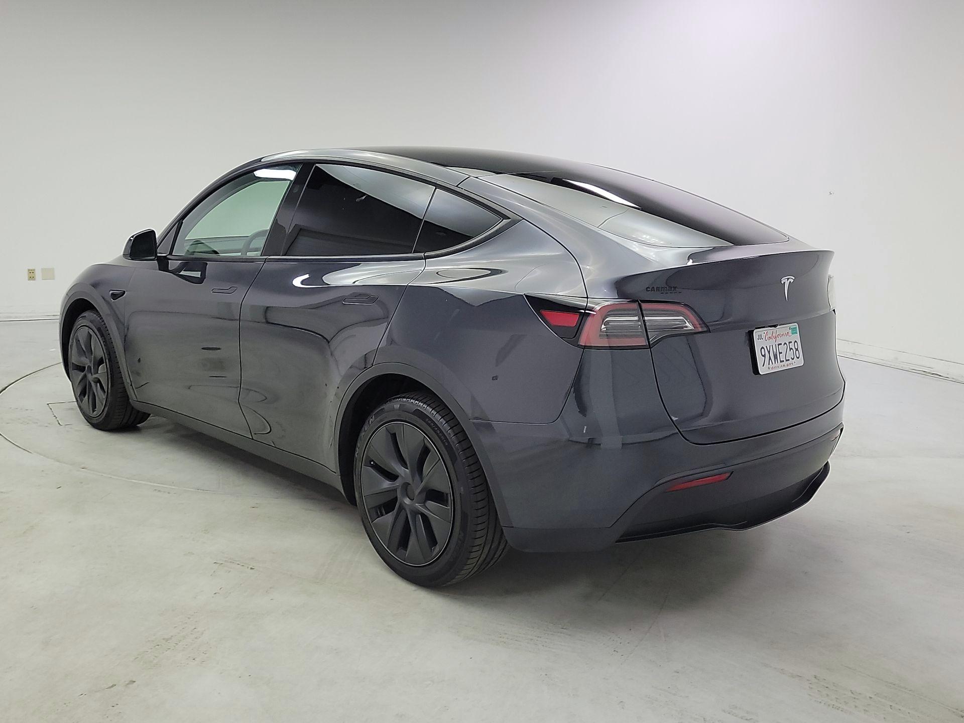 Thumbnail: 2024 Tesla Model Y - 7