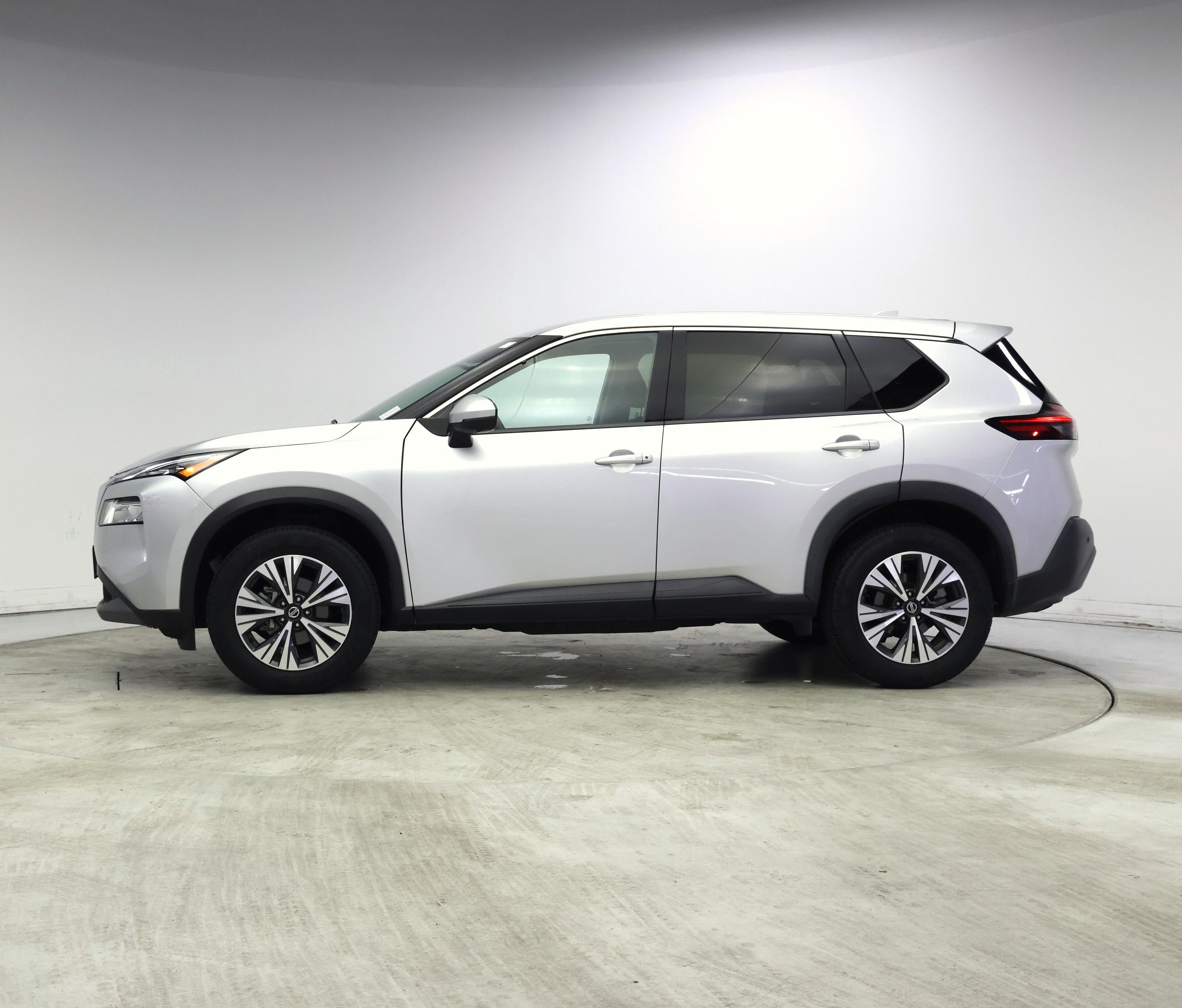 Thumbnail: 2021 Nissan Rogue - 3
