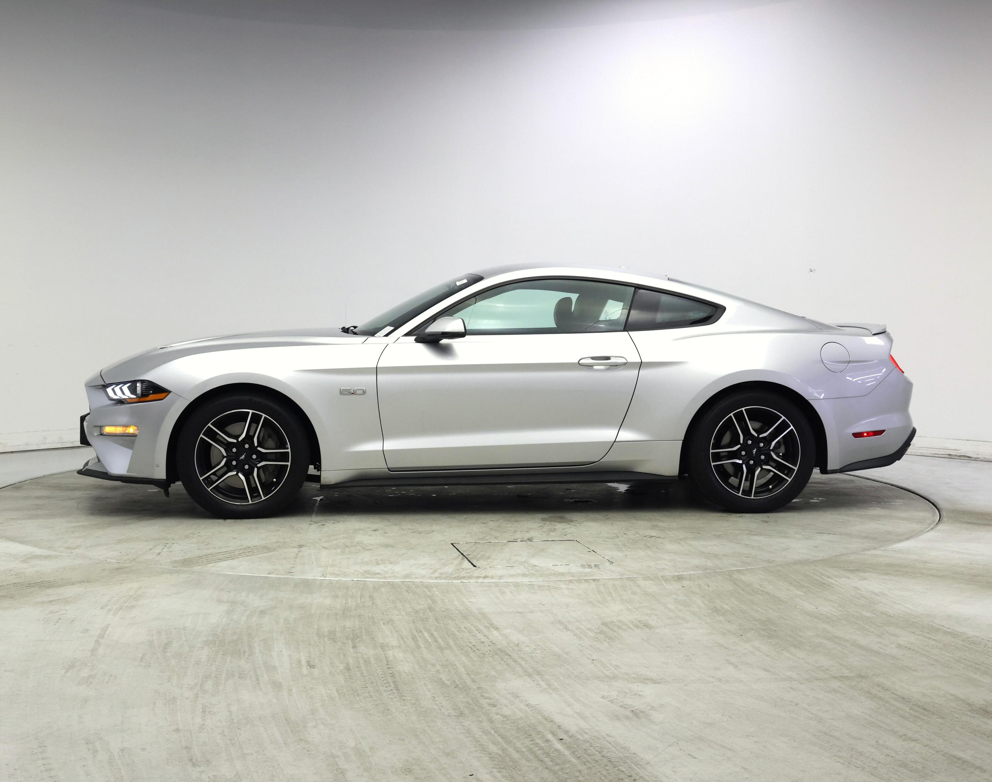 Thumbnail: 2018 Ford Mustang - 3