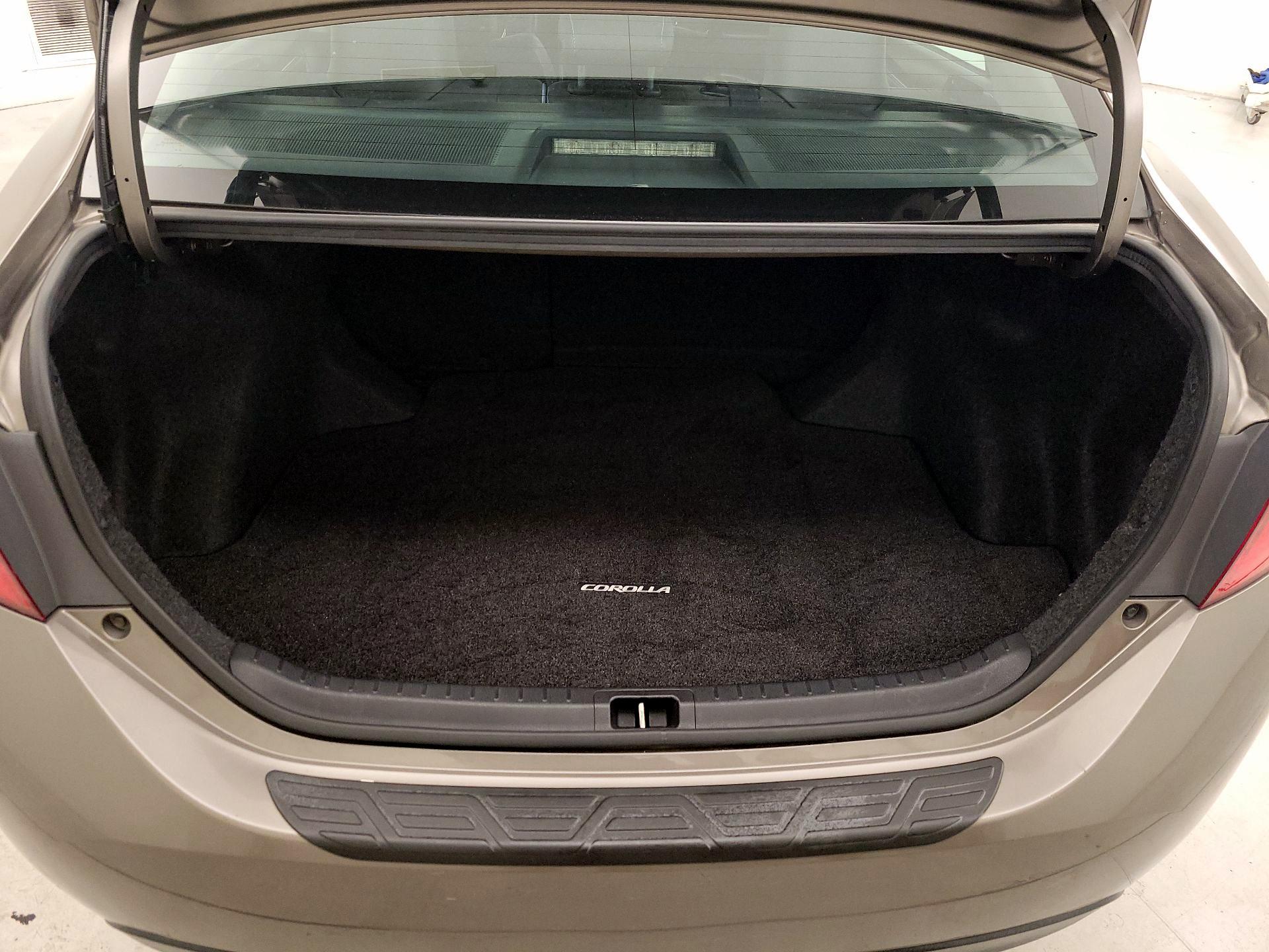 Thumbnail: 2019 Toyota Corolla - 20
