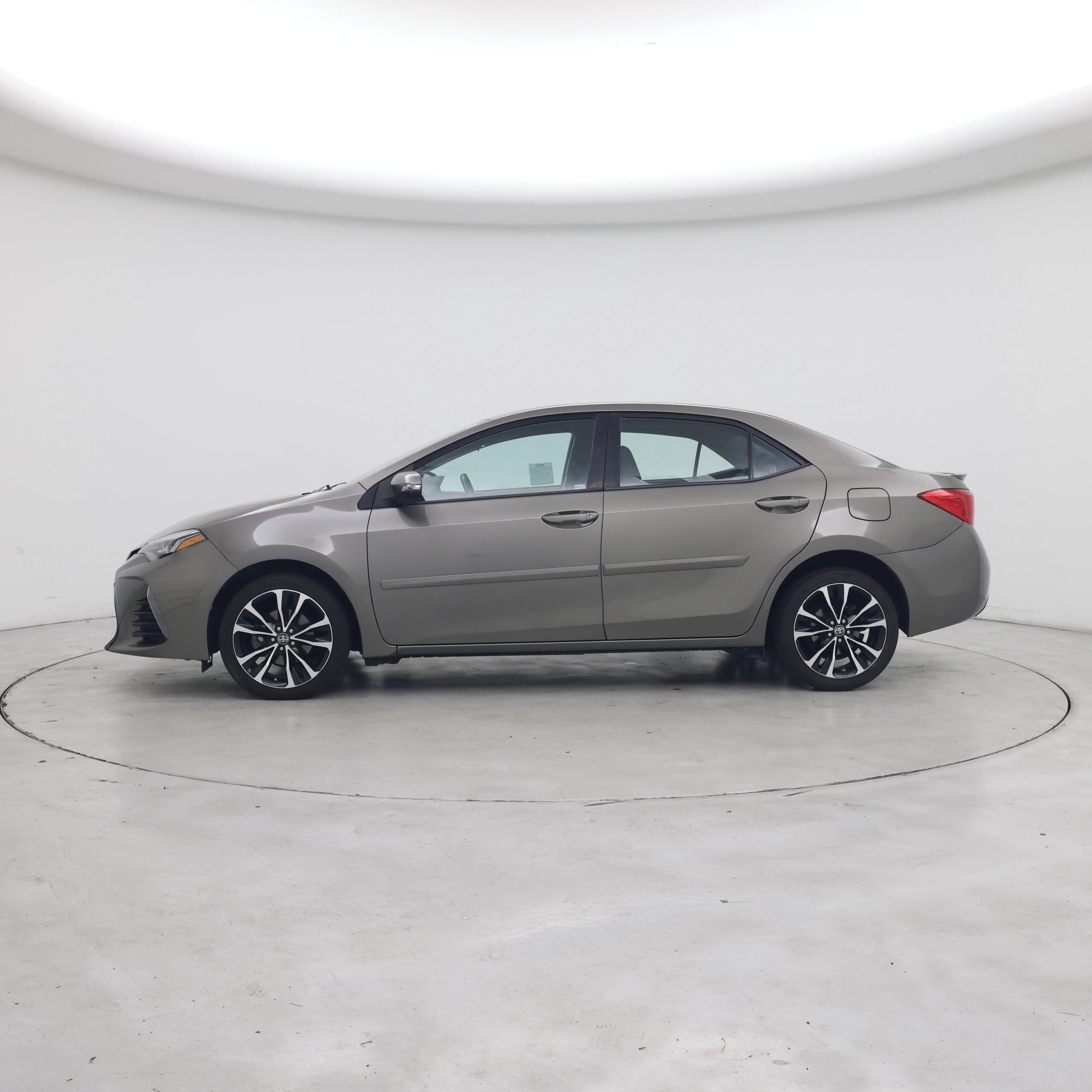Thumbnail: 2019 Toyota Corolla - 3