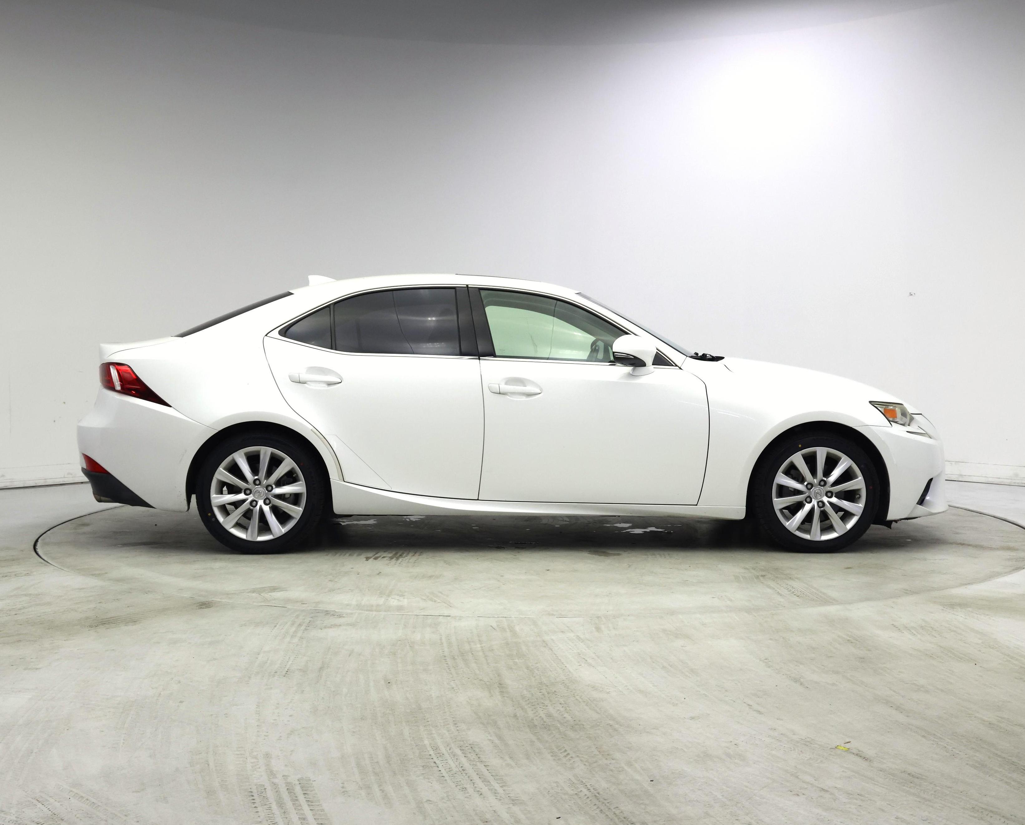 Thumbnail: 2014 Lexus IS - 7