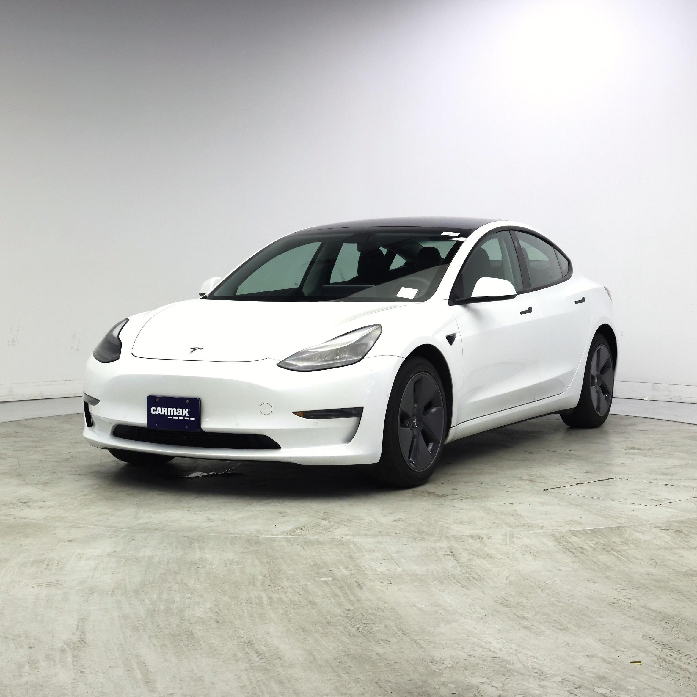 Thumbnail: 2022 Tesla Model 3 - 4