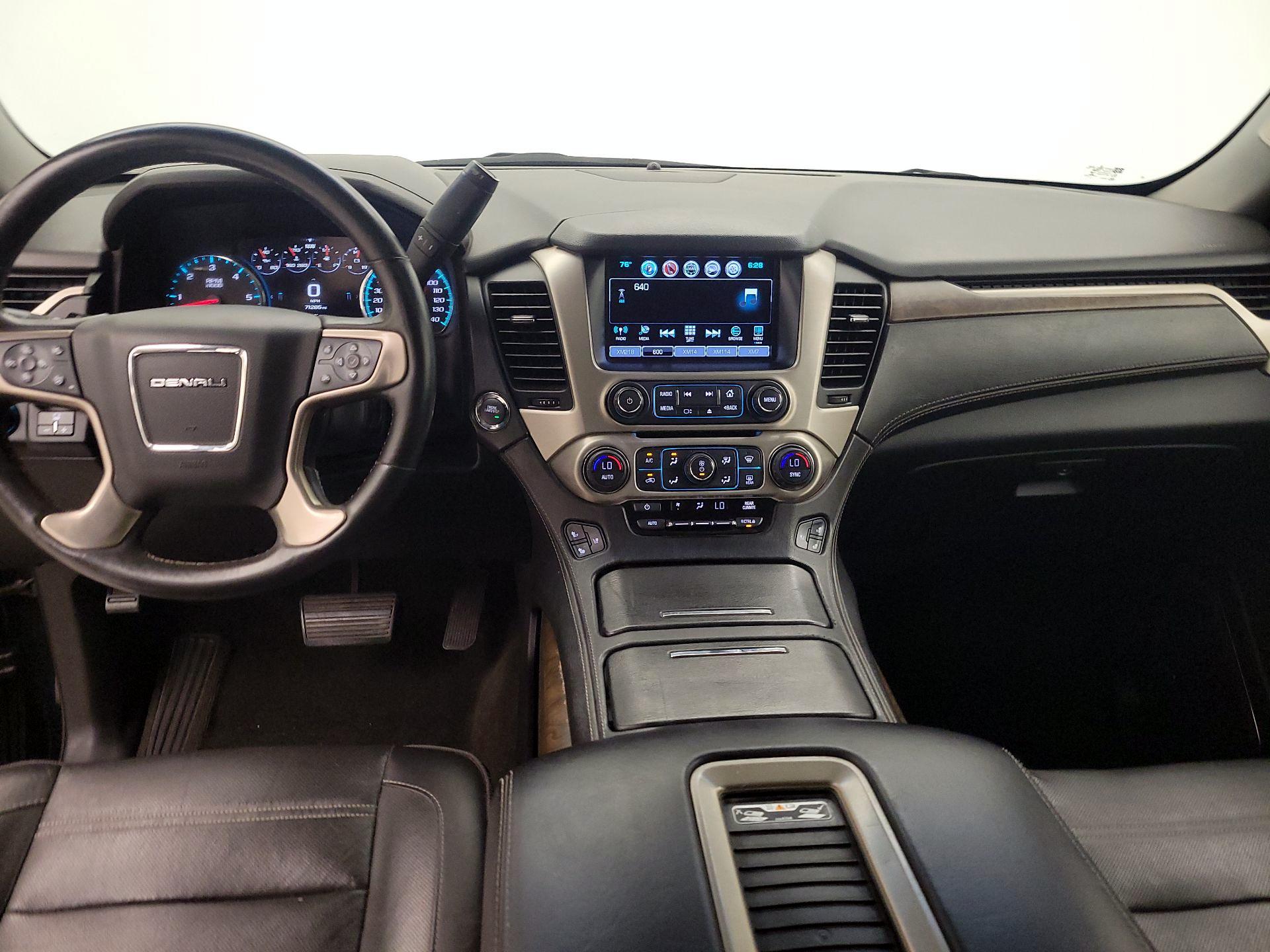 Thumbnail: 2018 GMC Yukon XL - 9