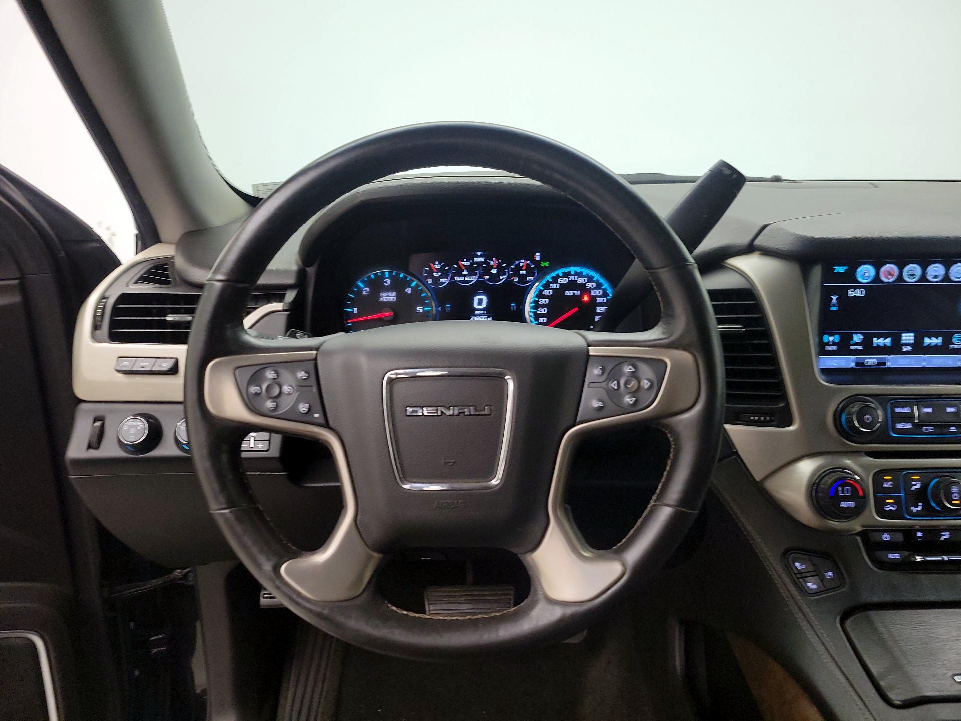 Thumbnail: 2018 GMC Yukon XL - 10