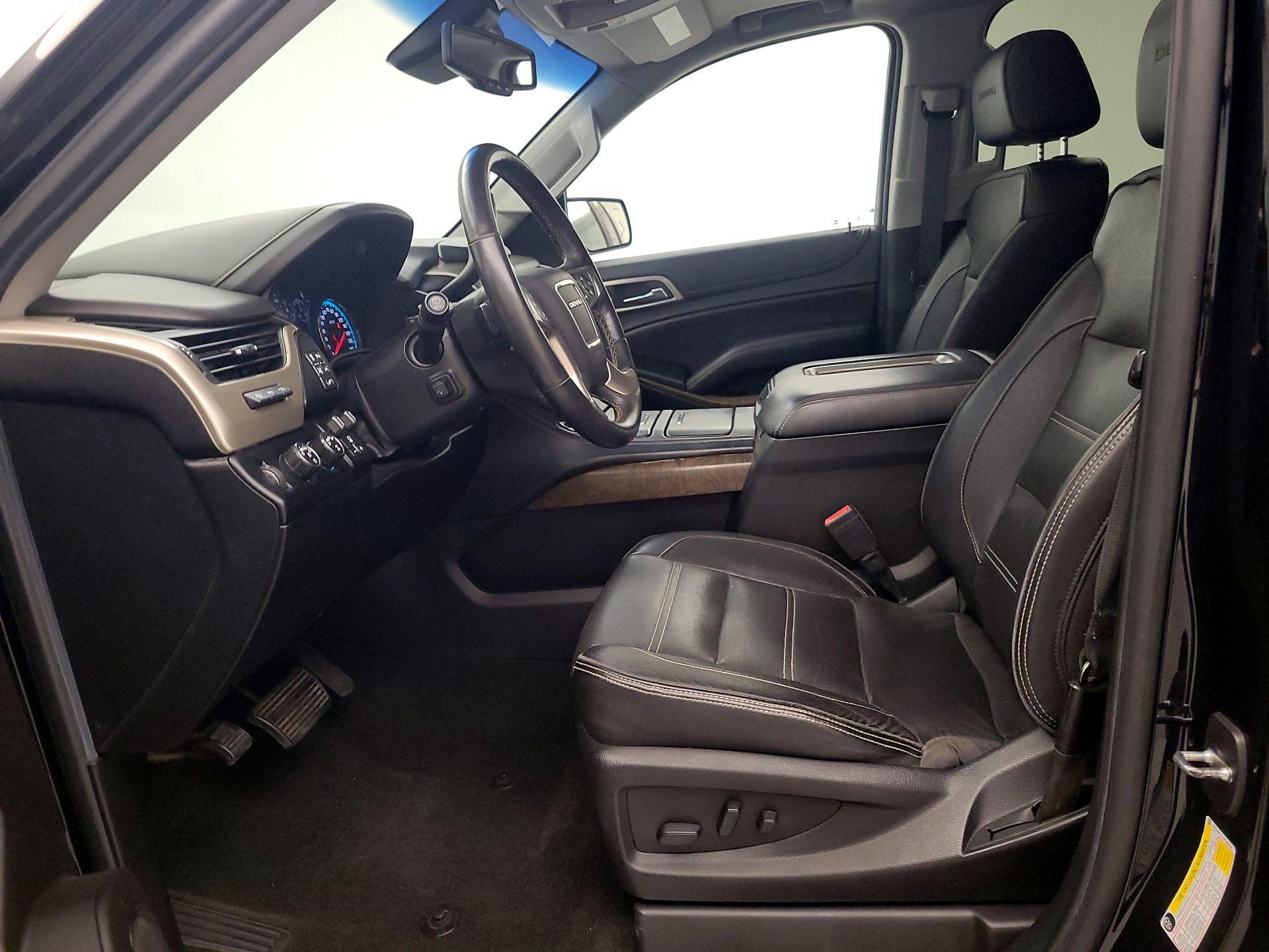 Thumbnail: 2018 GMC Yukon XL - 11