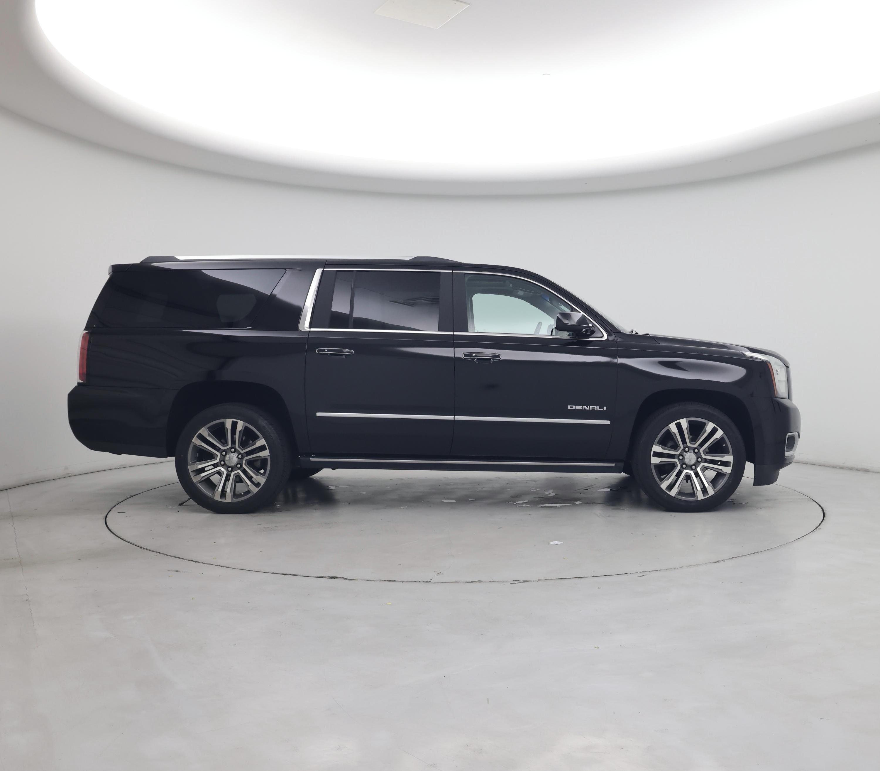 Thumbnail: 2018 GMC Yukon XL - 7
