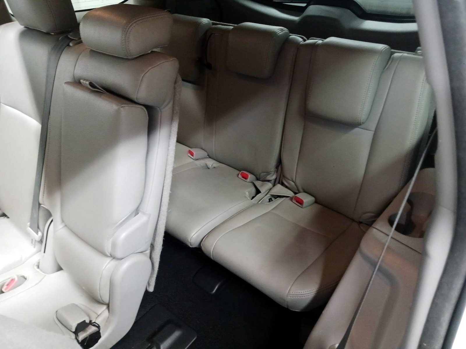 2018 Toyota Highlander LE Plus - Photo 21