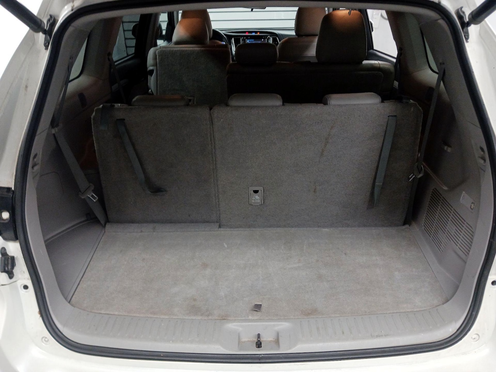 2018 Toyota Highlander LE Plus - Photo 22