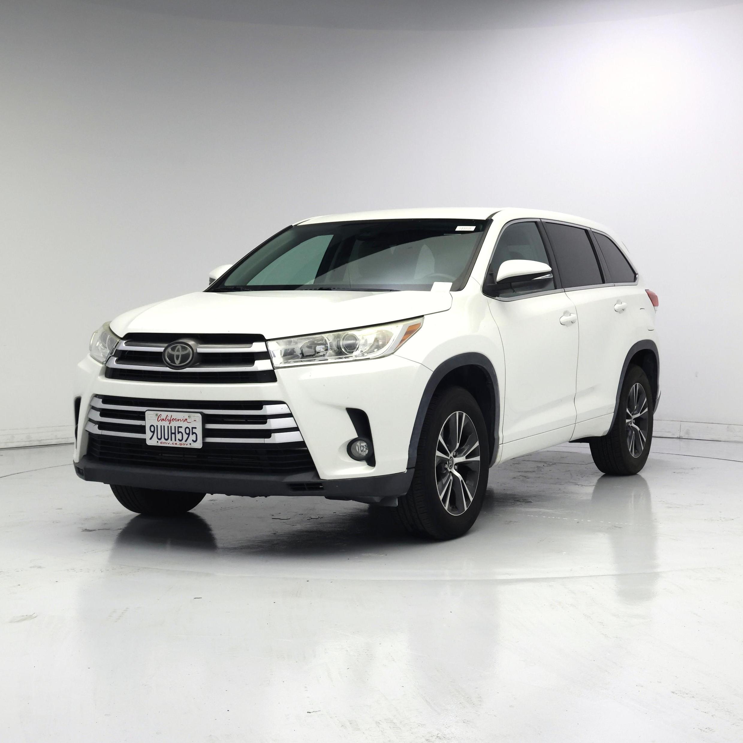 Thumbnail: 2018 Toyota Highlander - 4