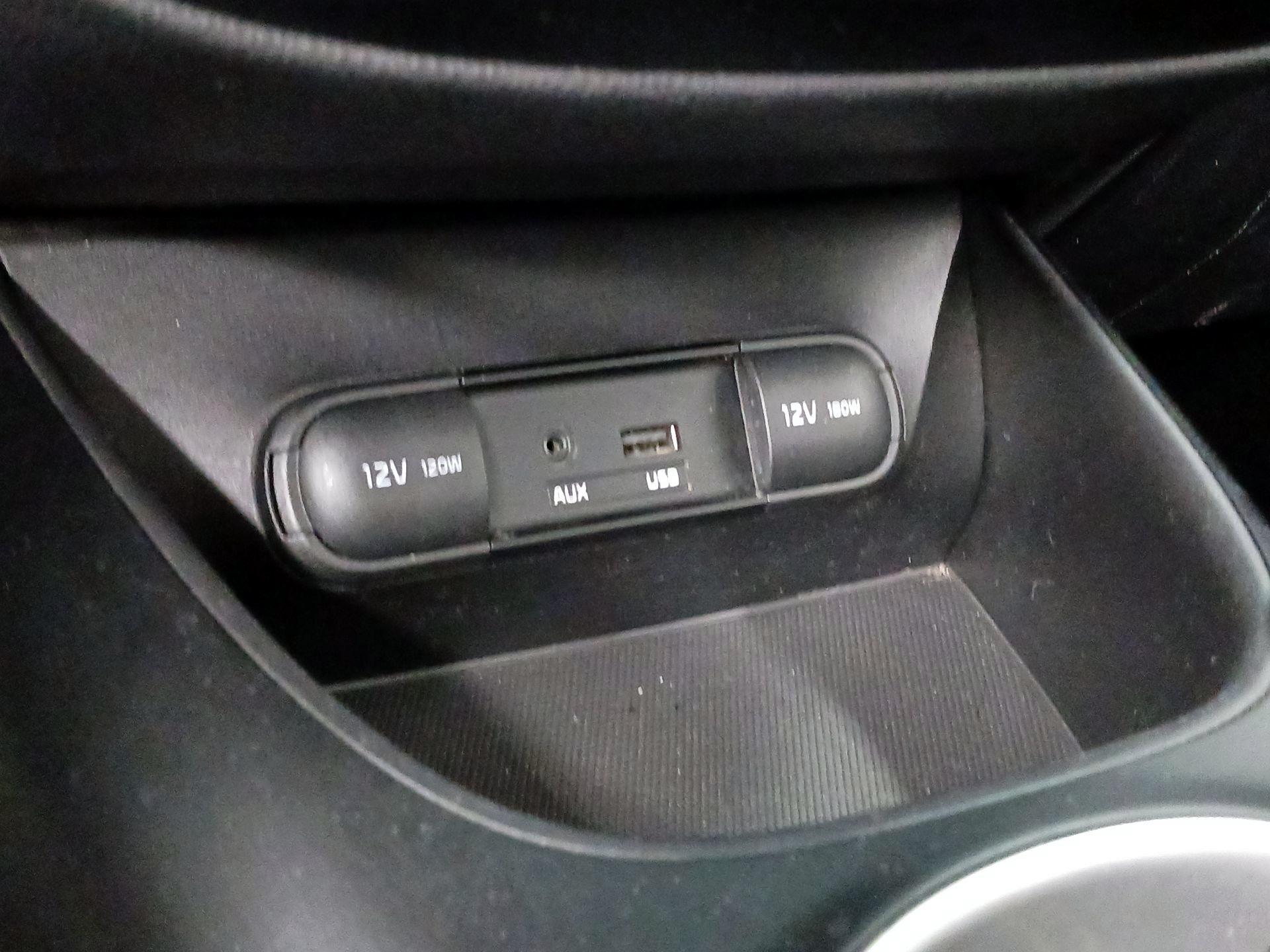 Thumbnail: 2014 Kia Soul - 15
