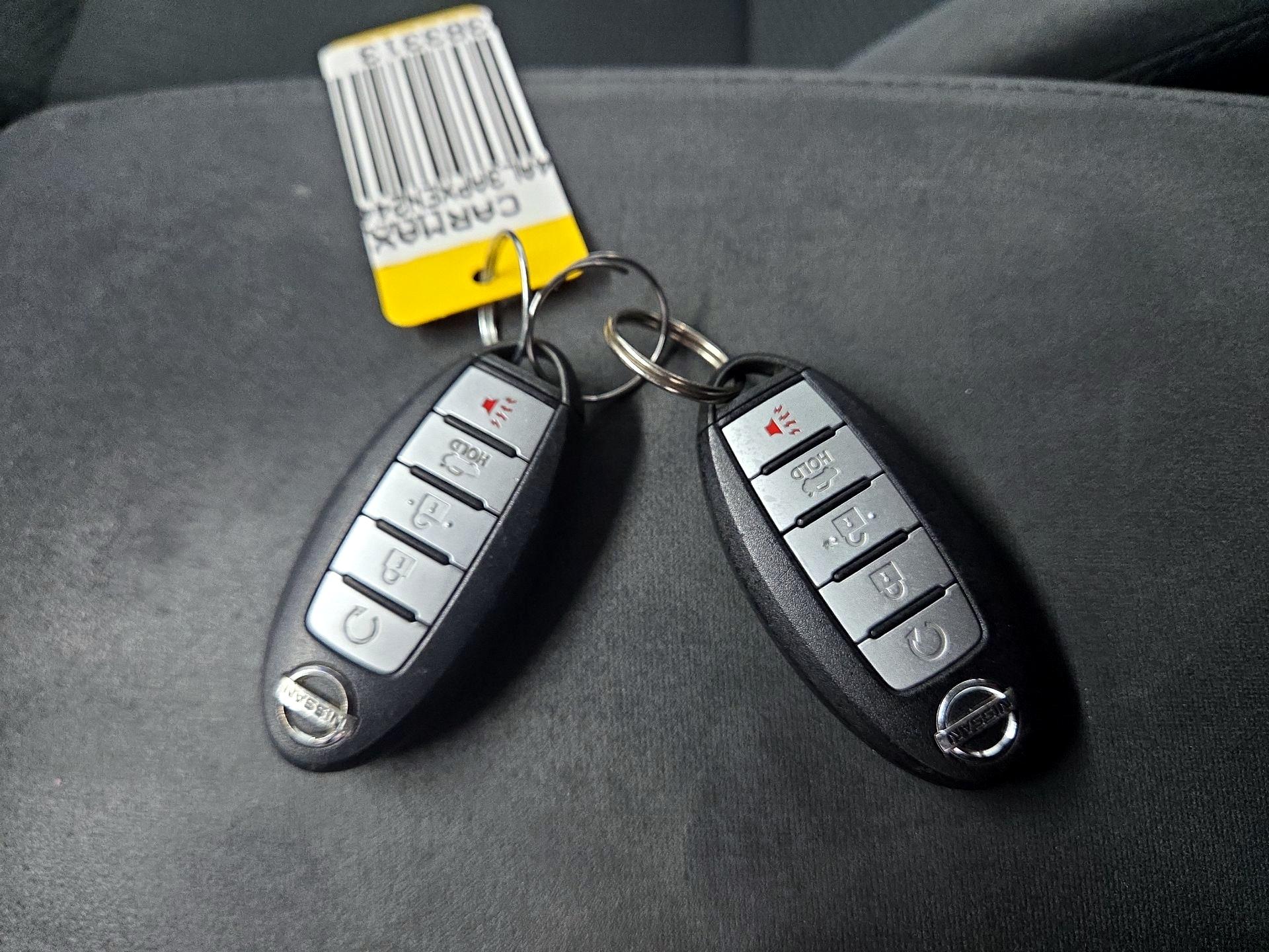 Thumbnail: 2014 Nissan Altima - 18