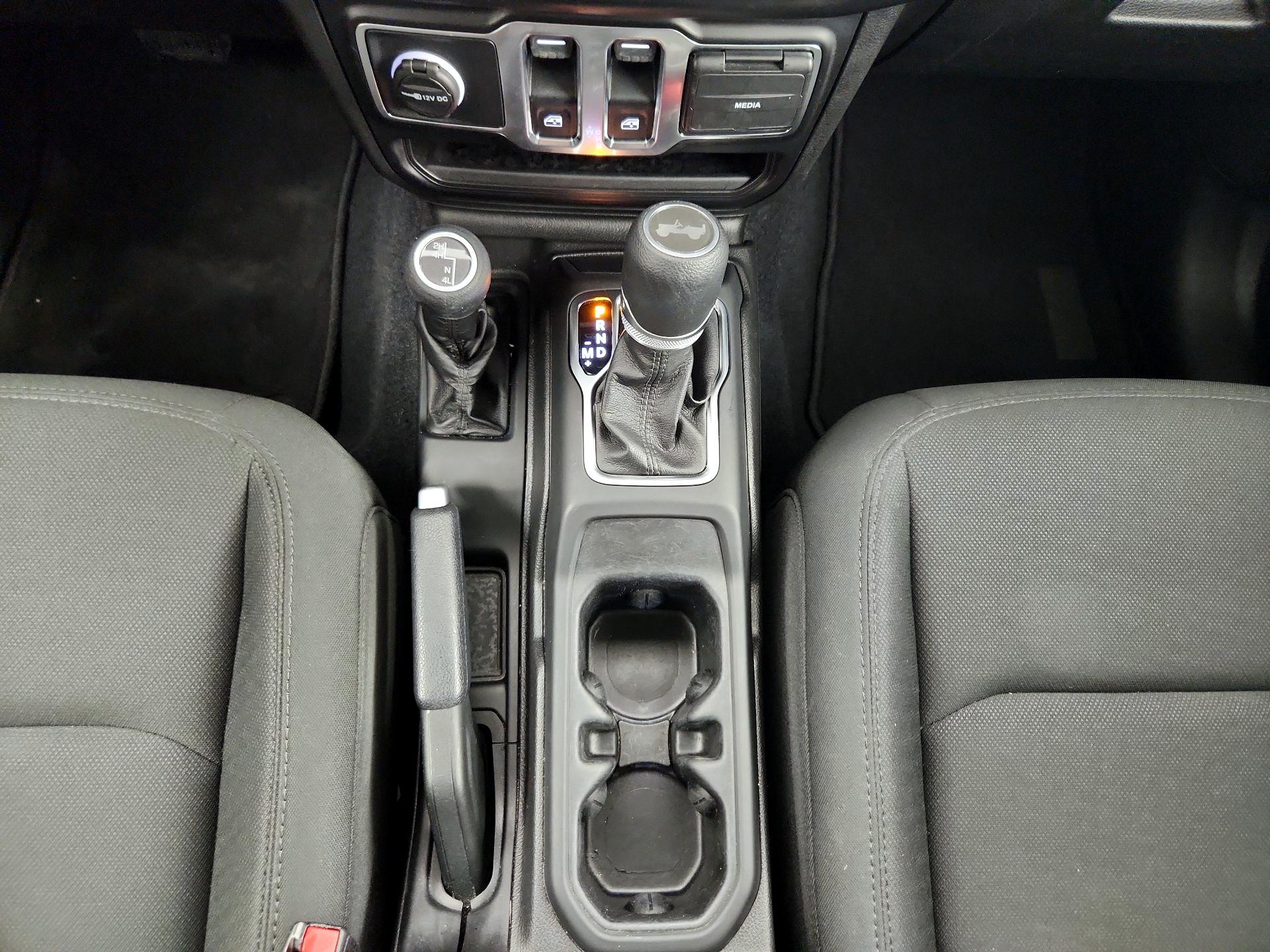 Thumbnail: 2021 Jeep Wrangler - 17