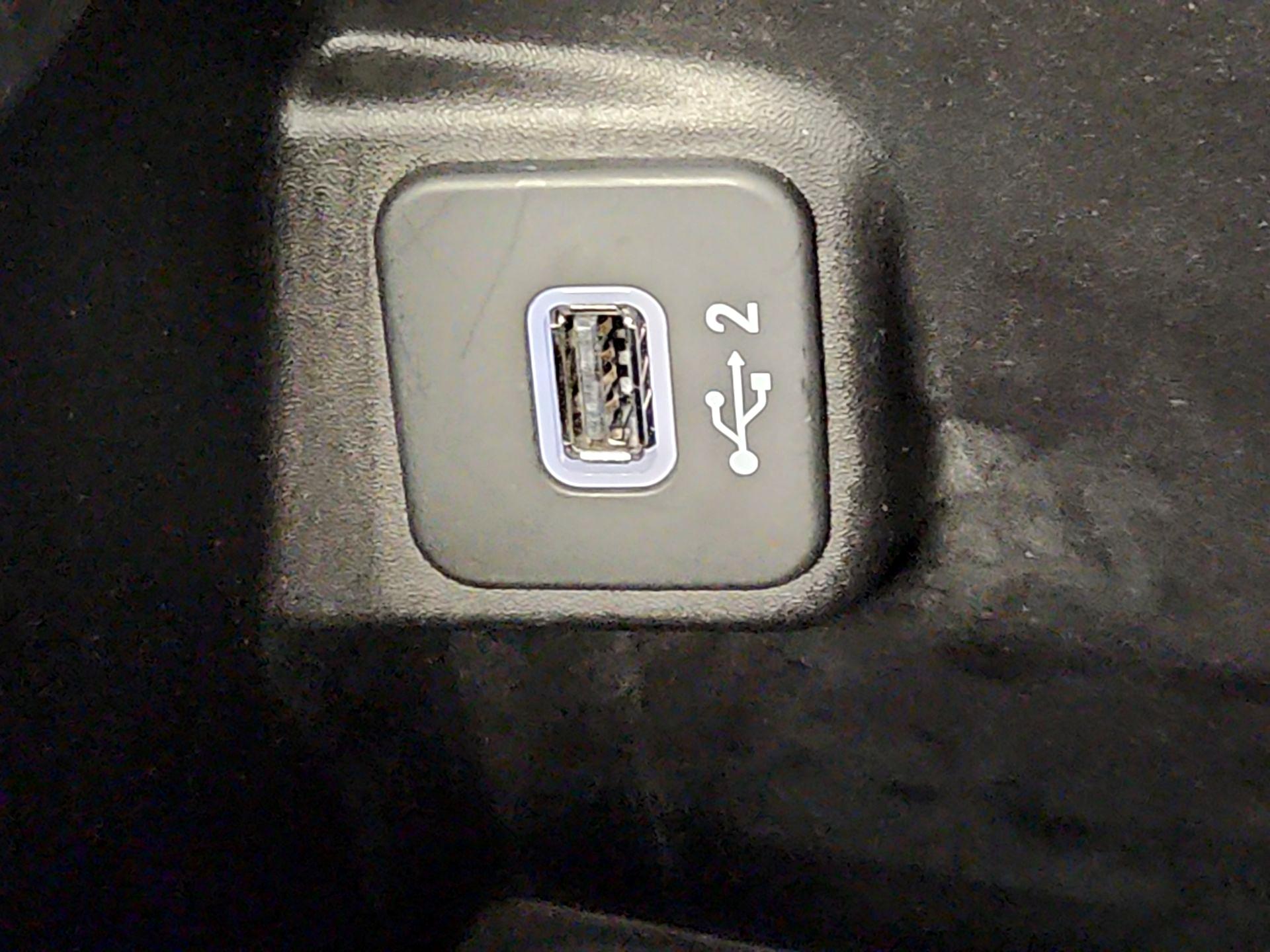 Thumbnail: 2021 Jeep Wrangler - 18