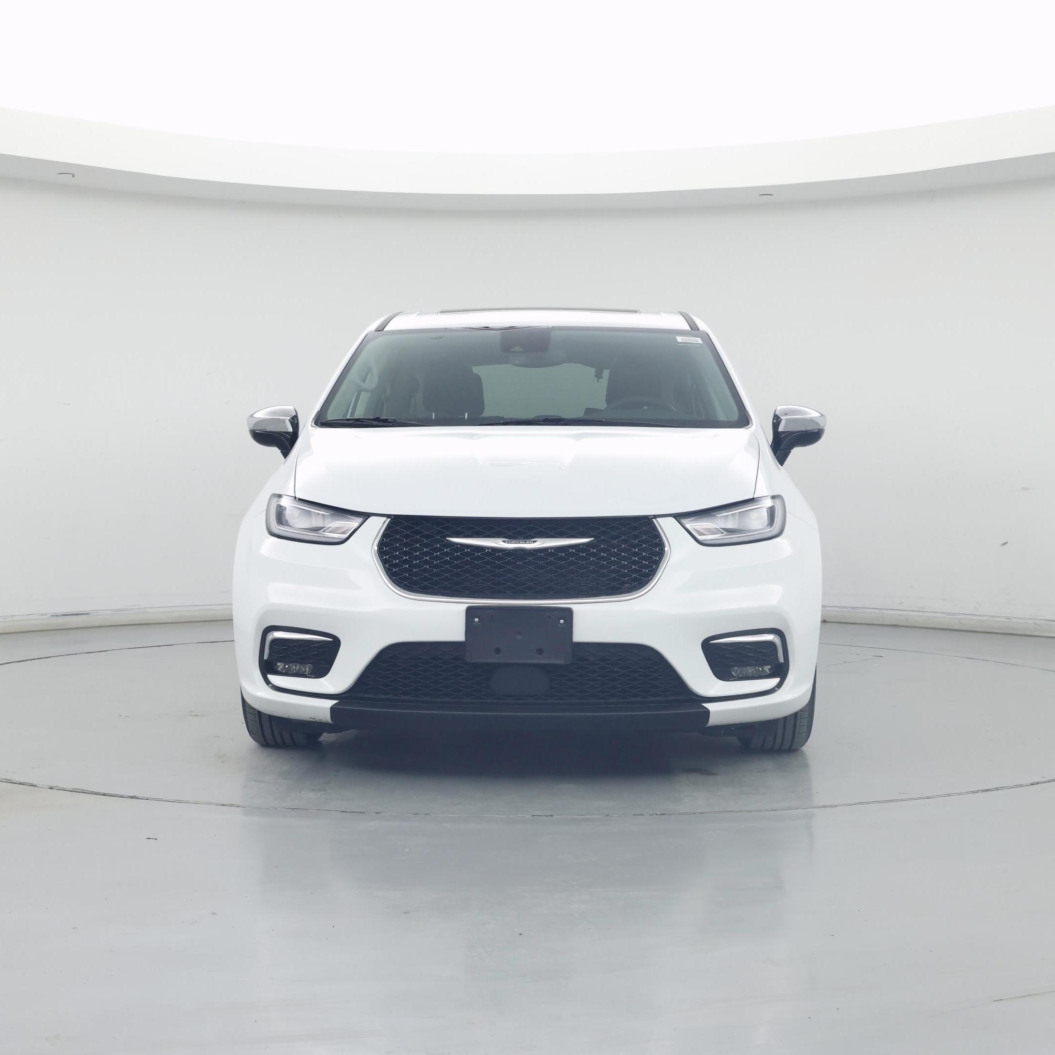 Thumbnail: 2023 Chrysler Pacifica - 5