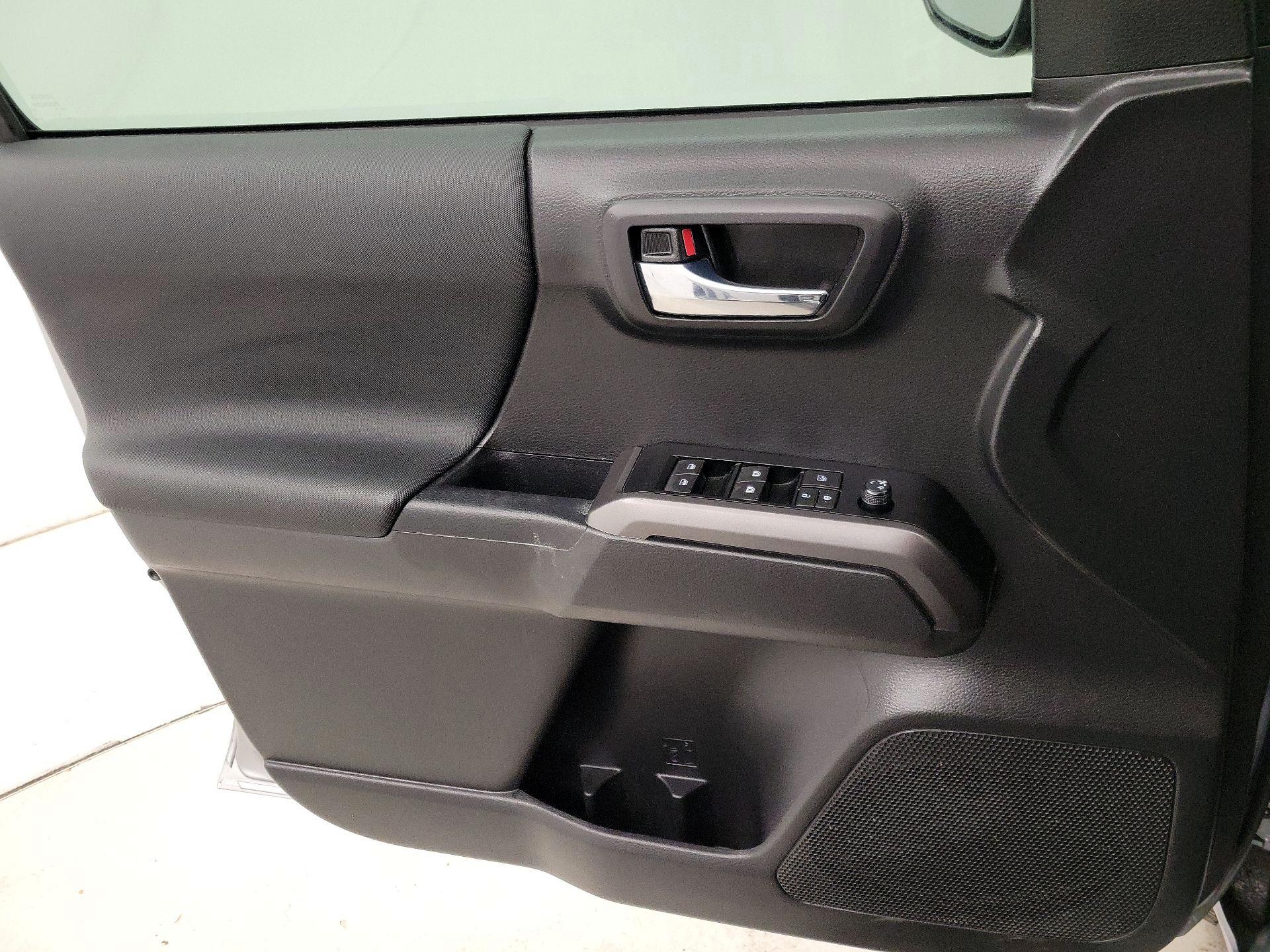 Thumbnail: 2023 Toyota Tacoma - 12