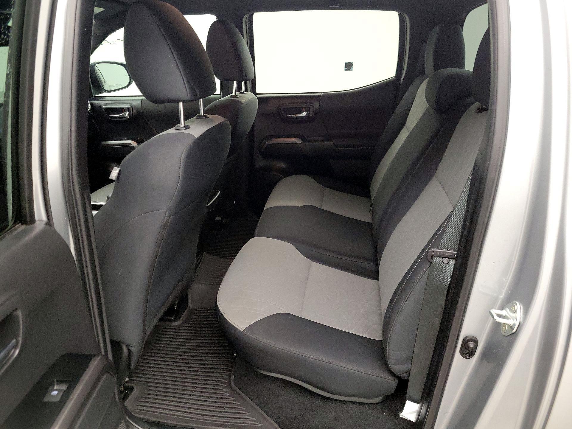 Thumbnail: 2023 Toyota Tacoma - 19