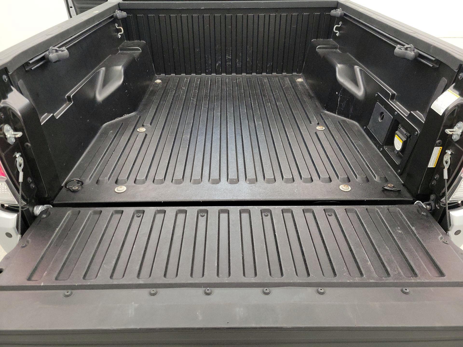 Thumbnail: 2023 Toyota Tacoma - 20