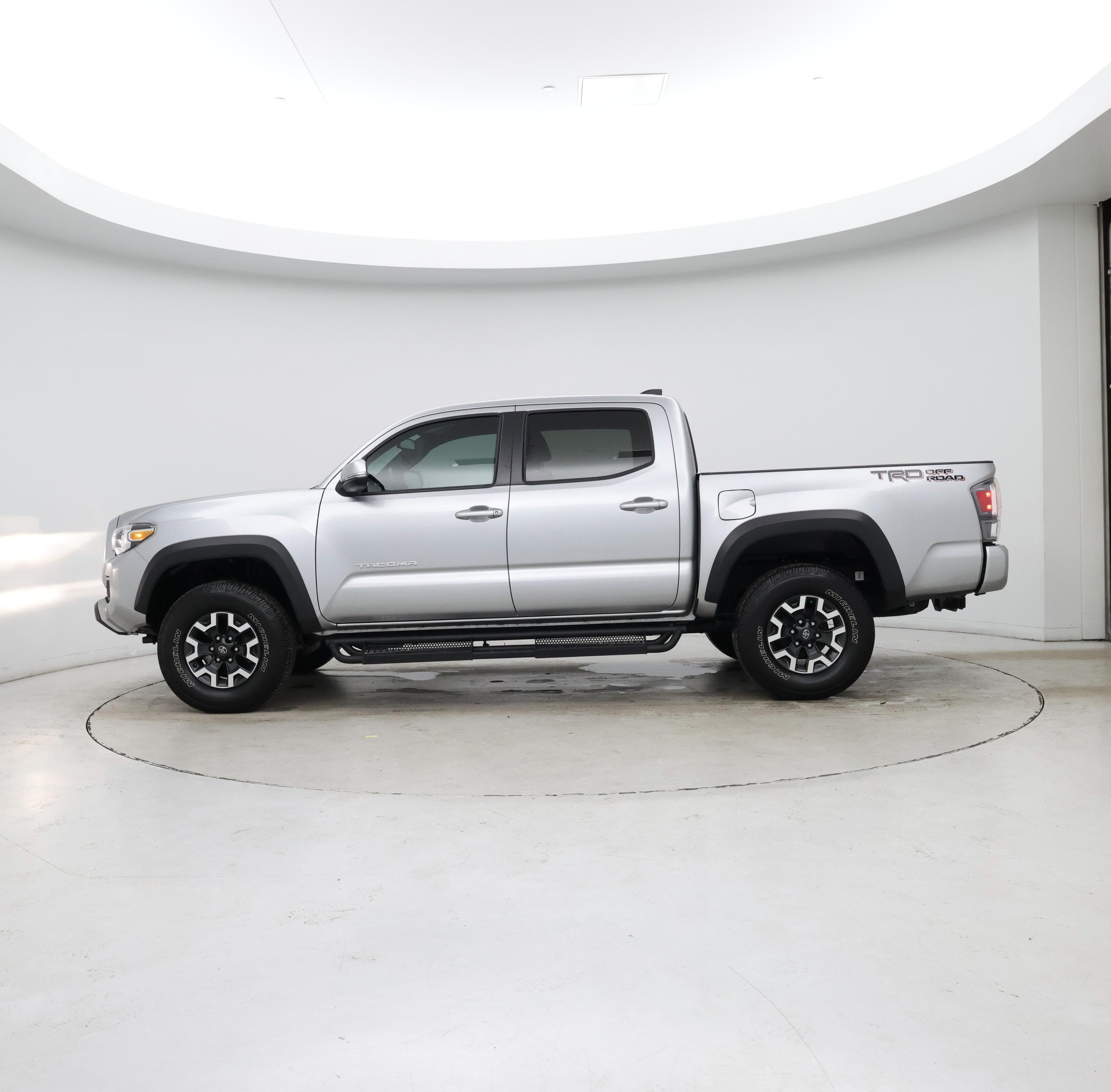 Thumbnail: 2023 Toyota Tacoma - 3