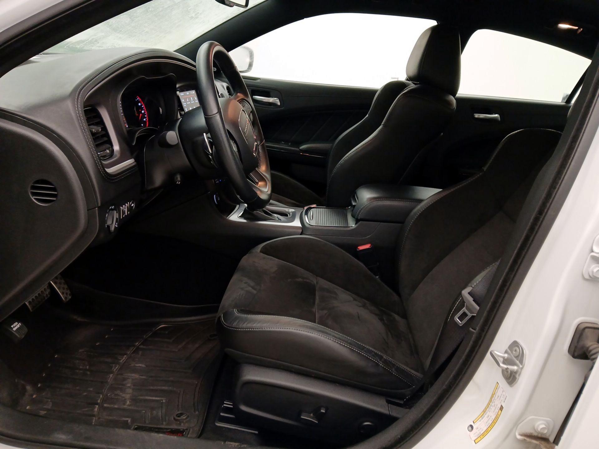 Thumbnail: 2022 Dodge Charger - 11