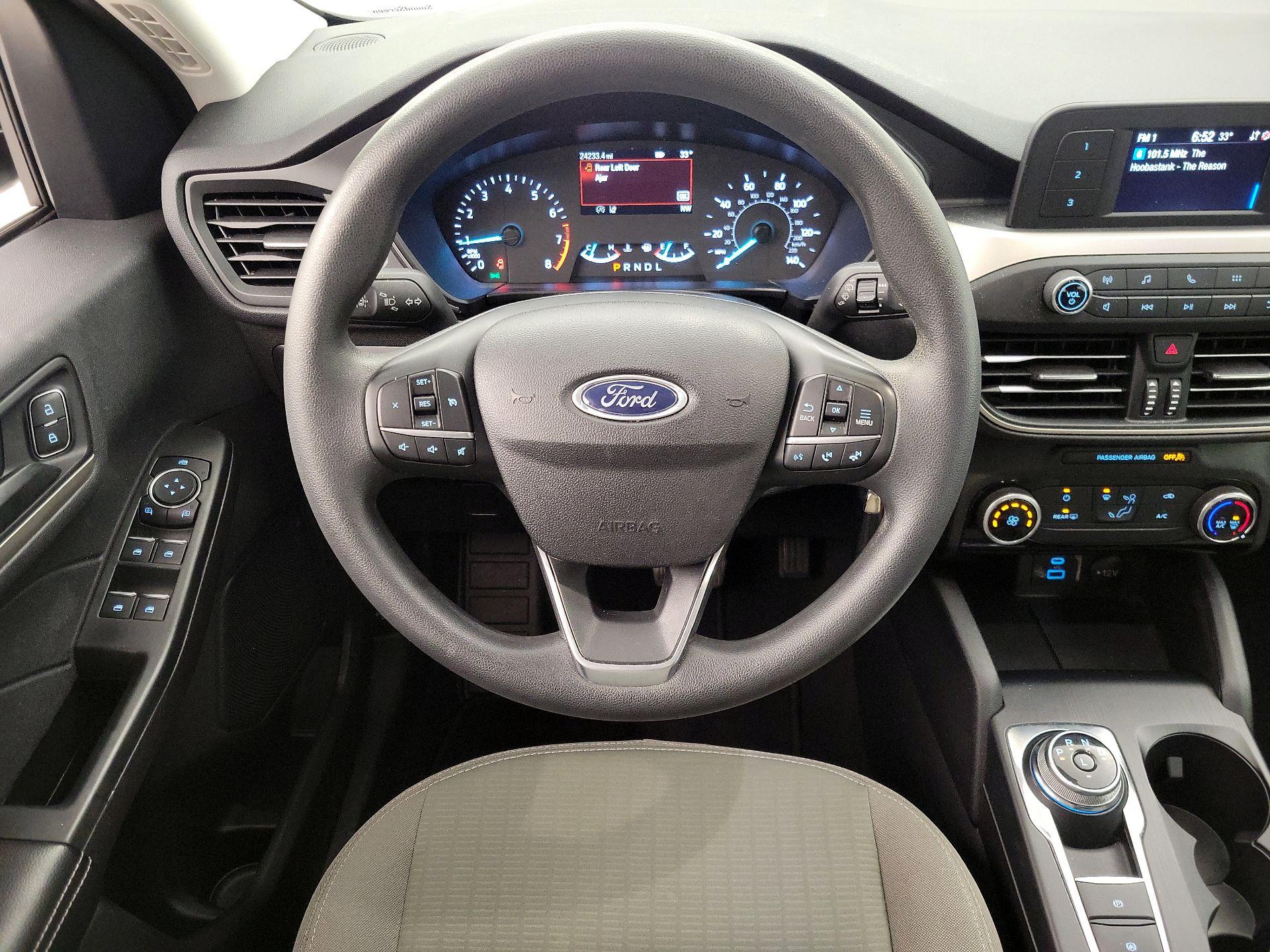 Thumbnail: 2022 Ford Escape - 10