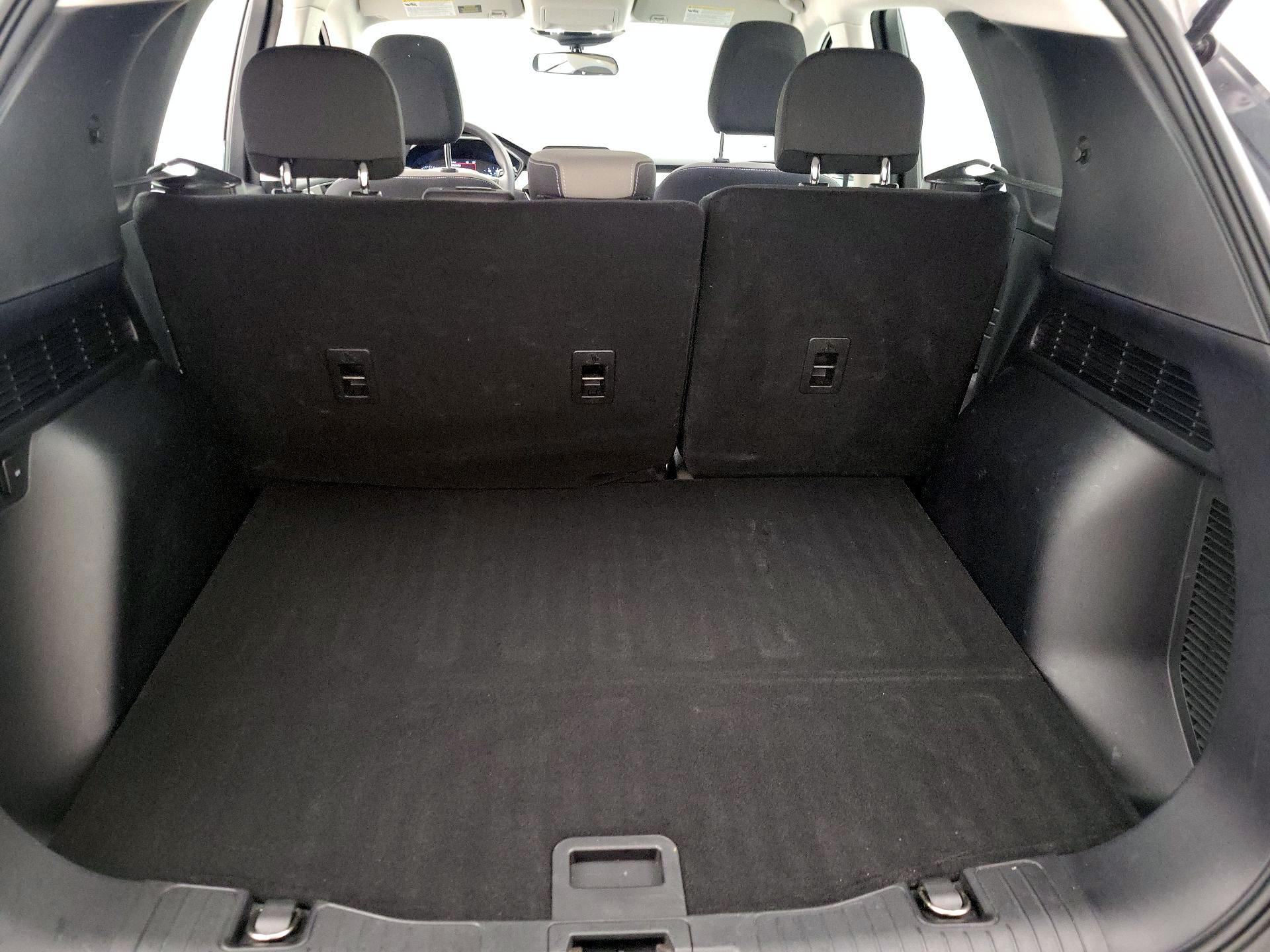 Thumbnail: 2022 Ford Escape - 20