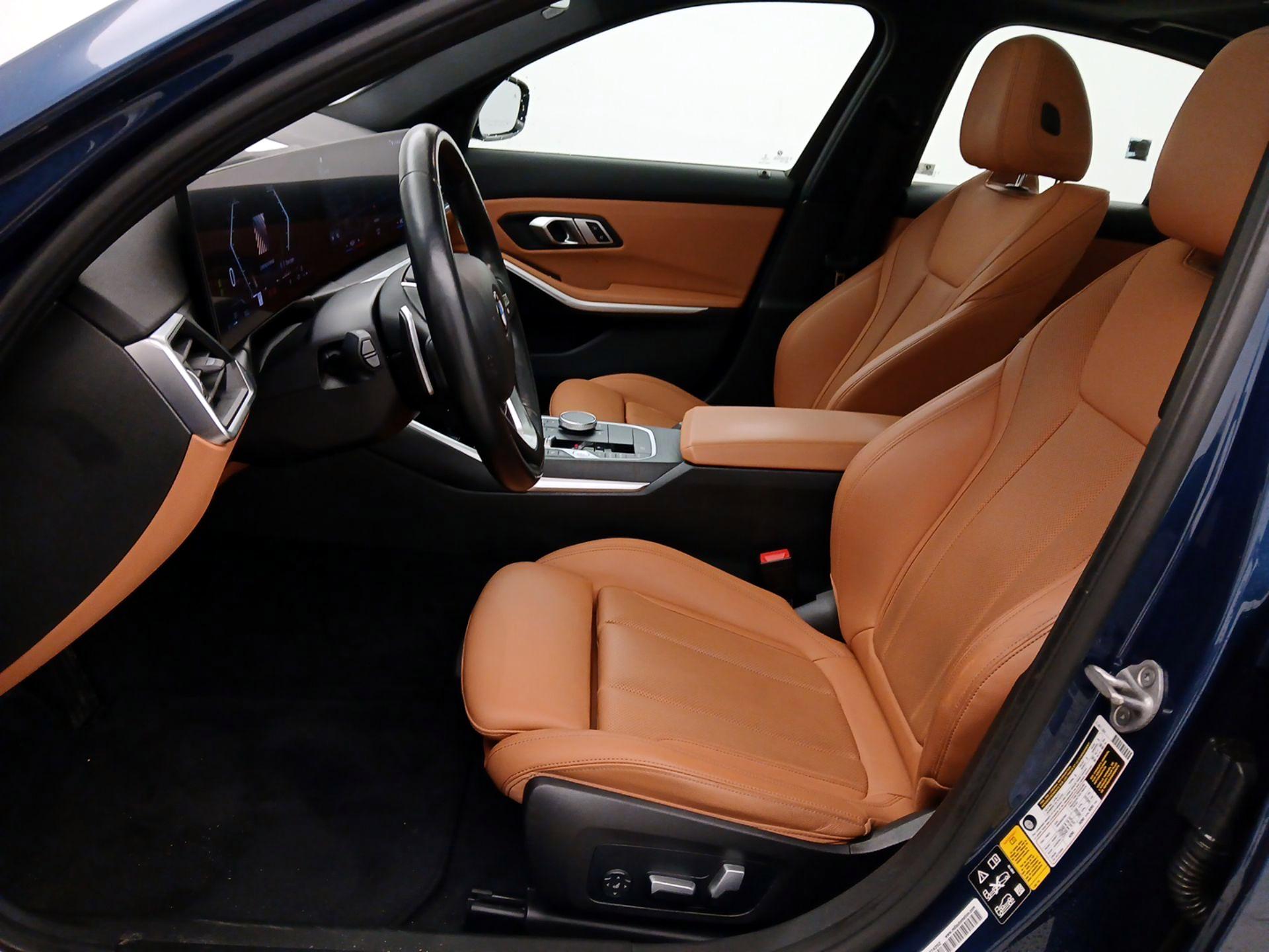 Thumbnail: 2023 BMW 3 Series - 11