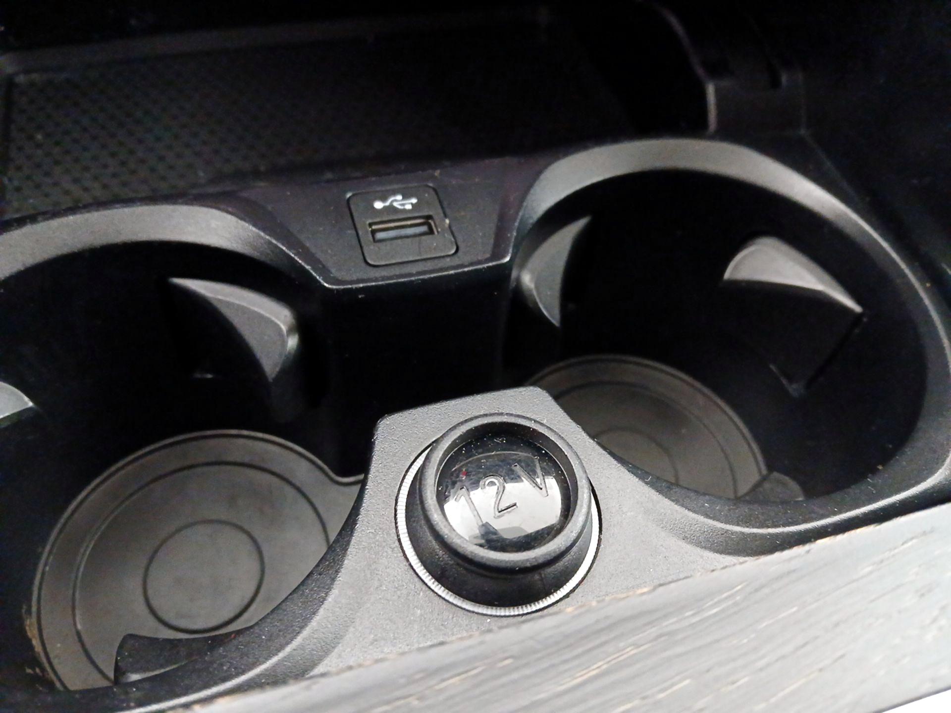 Thumbnail: 2023 BMW 3 Series - 19