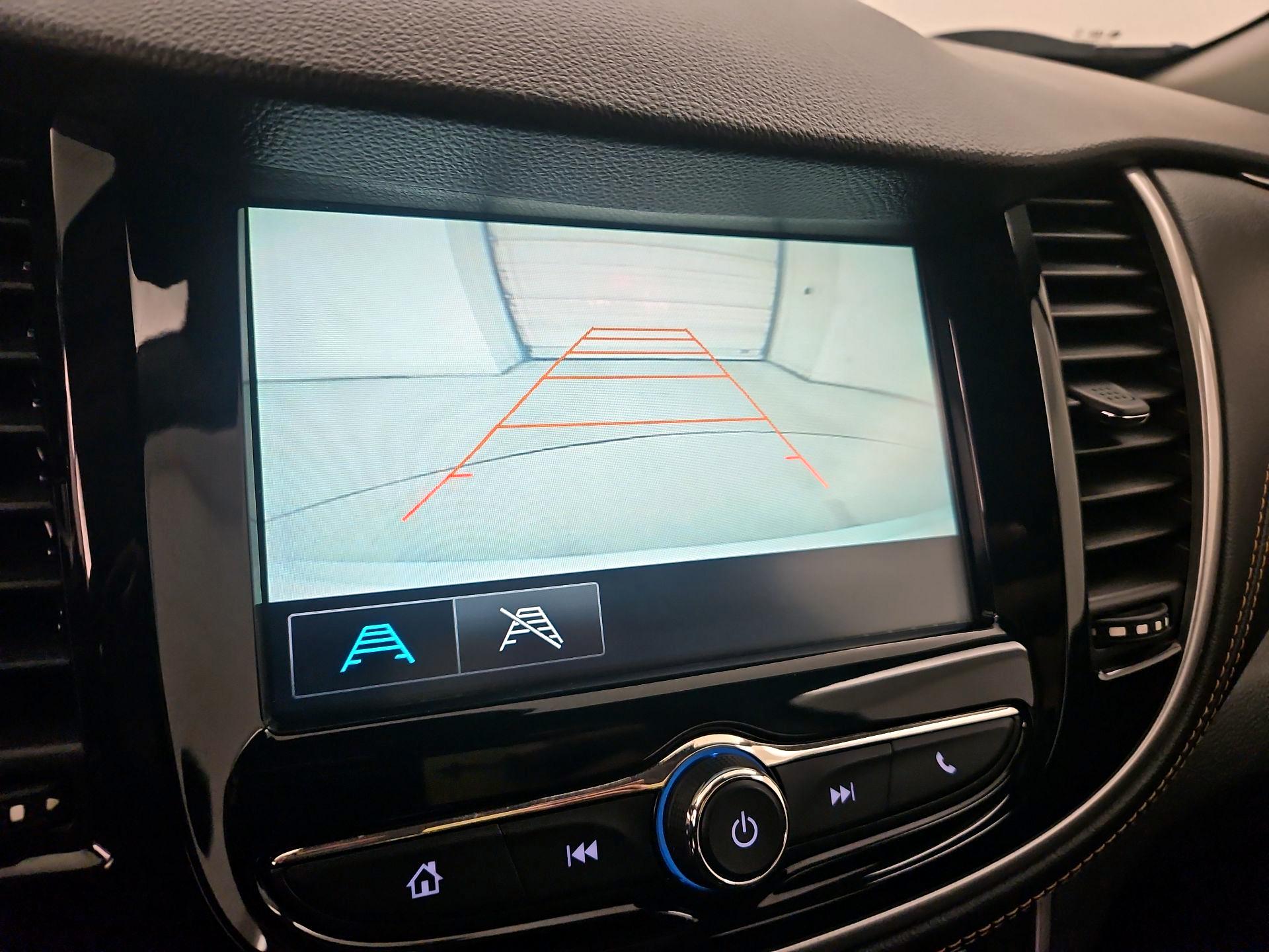 Thumbnail: 2017 Chevrolet Trax - 14