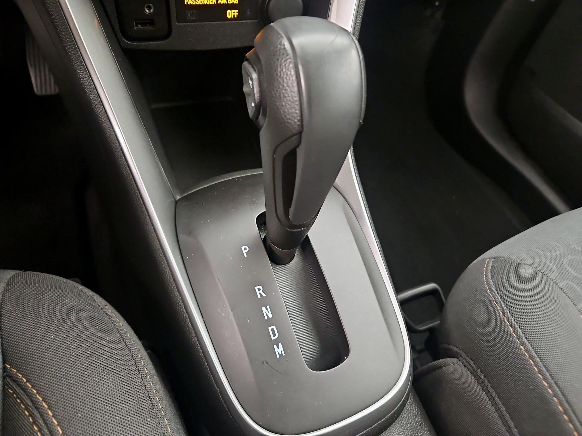 Thumbnail: 2017 Chevrolet Trax - 17