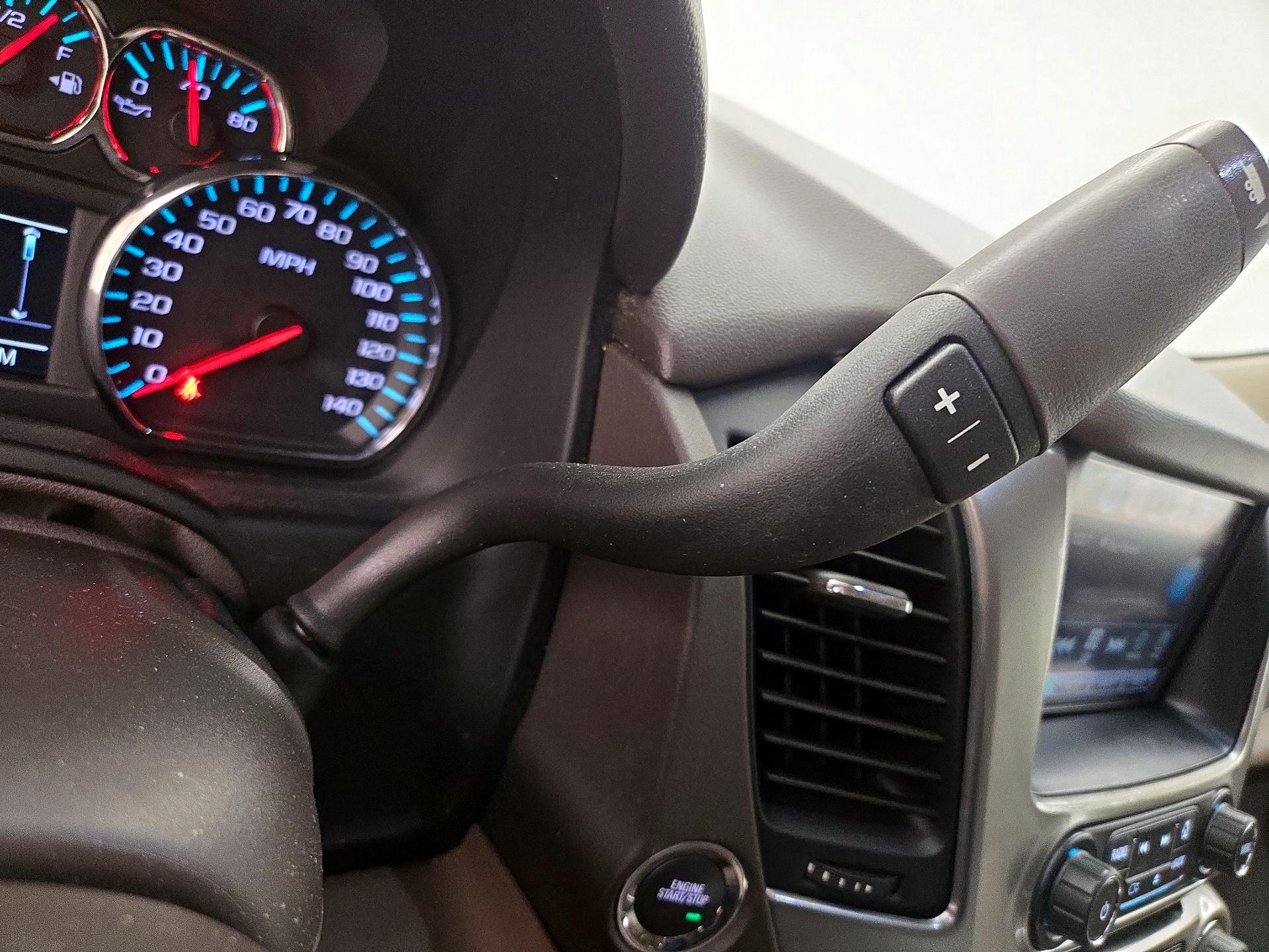 Thumbnail: 2016 Chevrolet Tahoe - 17