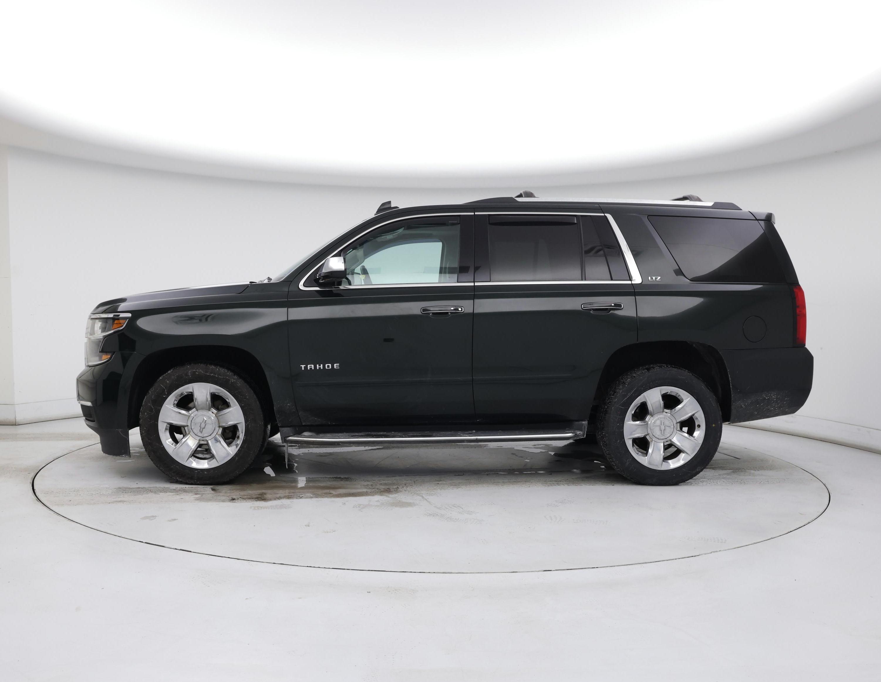Thumbnail: 2016 Chevrolet Tahoe - 3