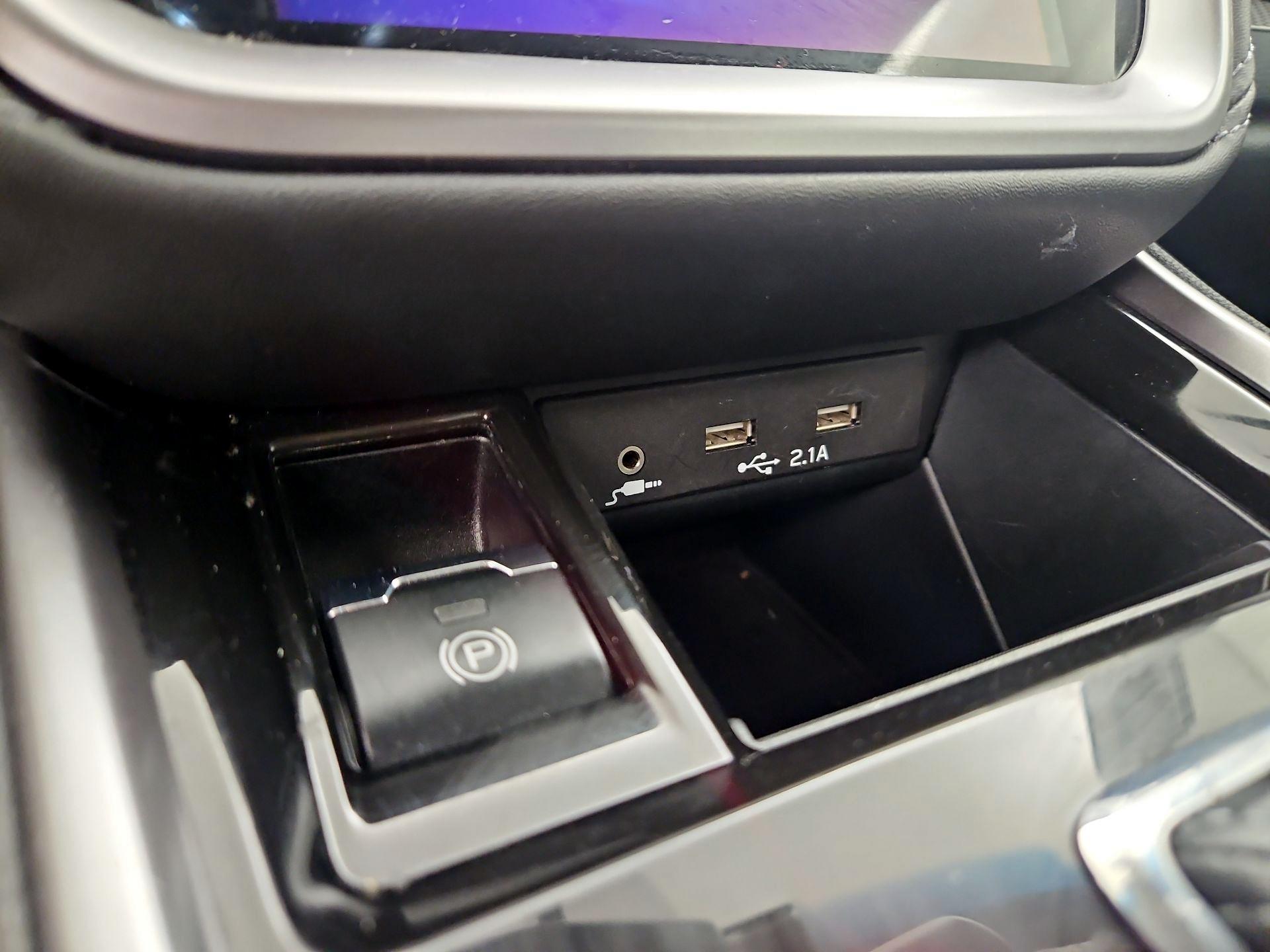 Thumbnail: 2022 Subaru Legacy - 18