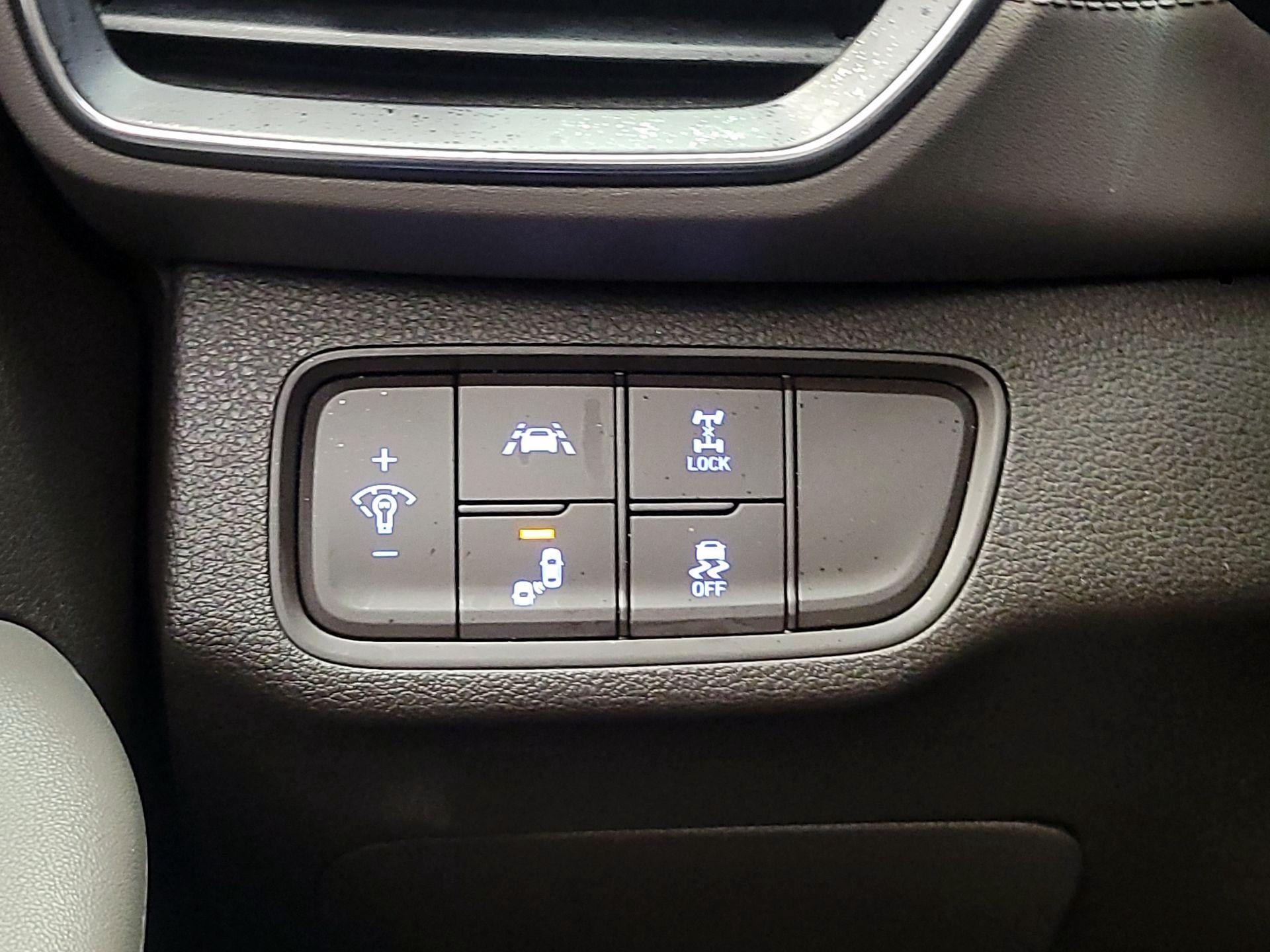 Thumbnail: 2020 Hyundai Santa Fe - 11