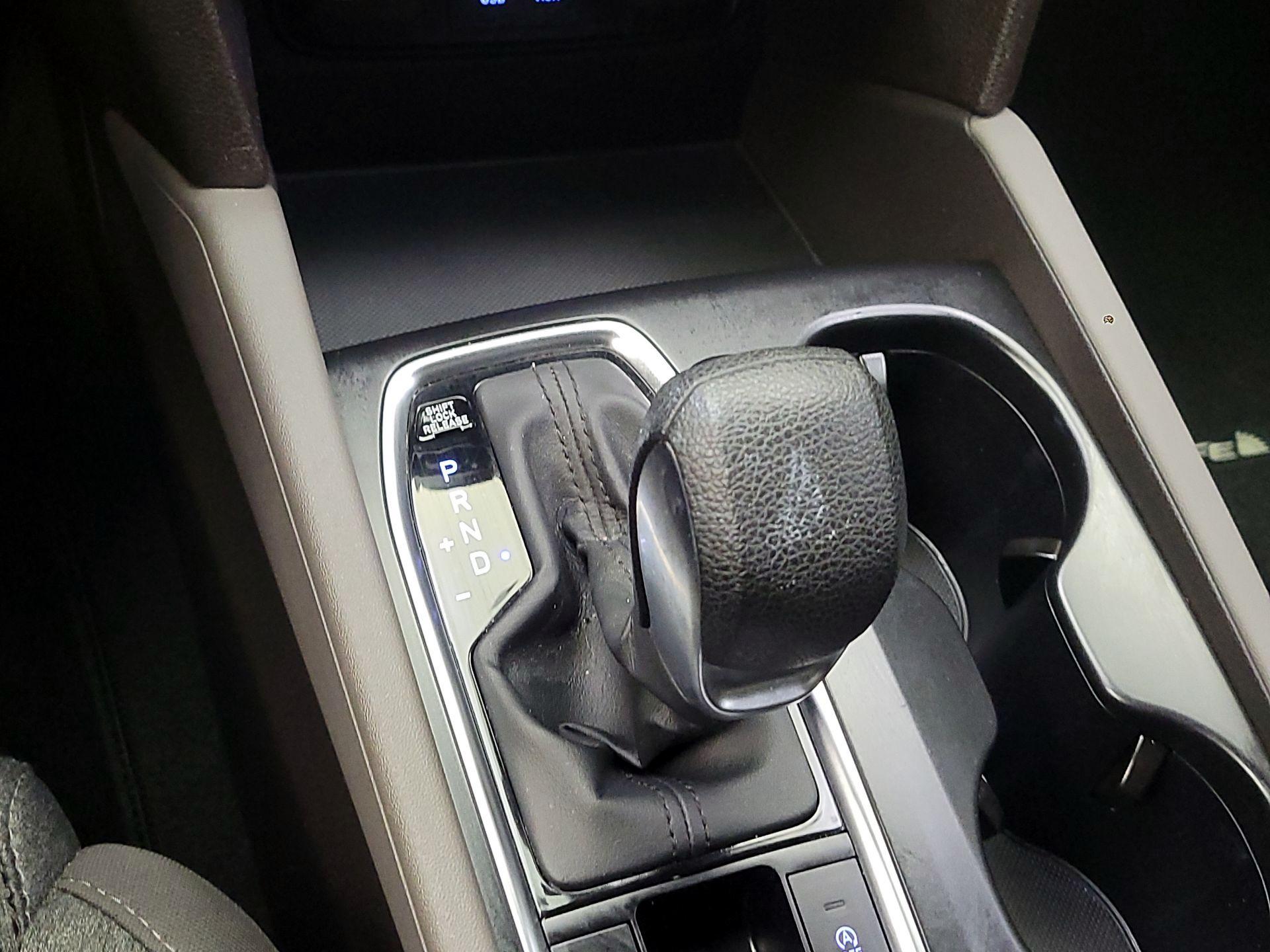 Thumbnail: 2020 Hyundai Santa Fe - 15