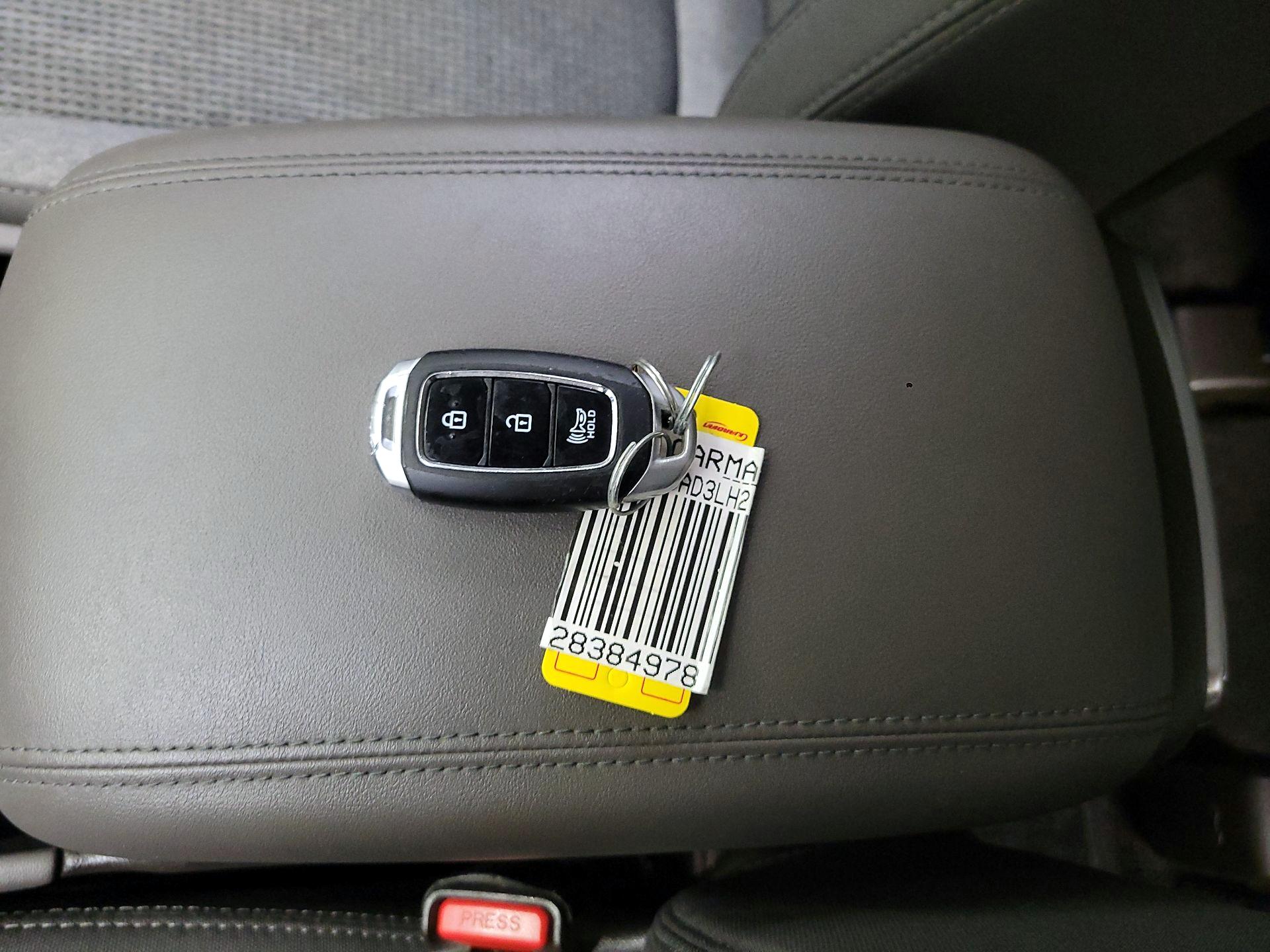 Thumbnail: 2020 Hyundai Santa Fe - 20