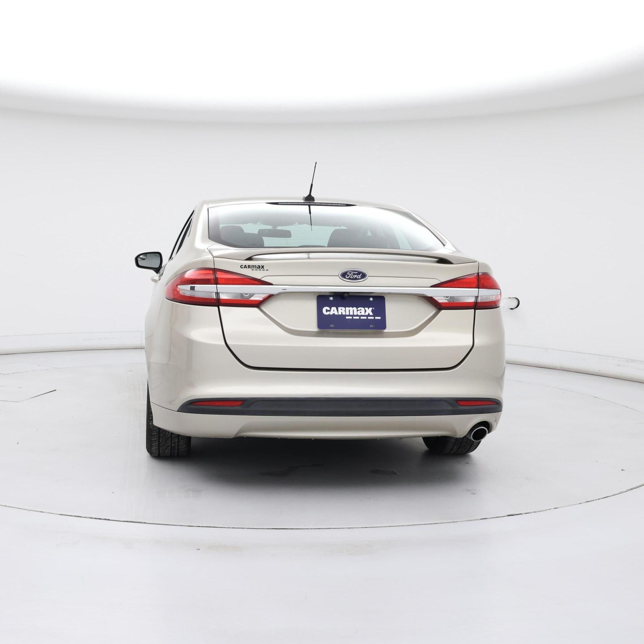 Thumbnail: 2017 Ford Fusion - 6