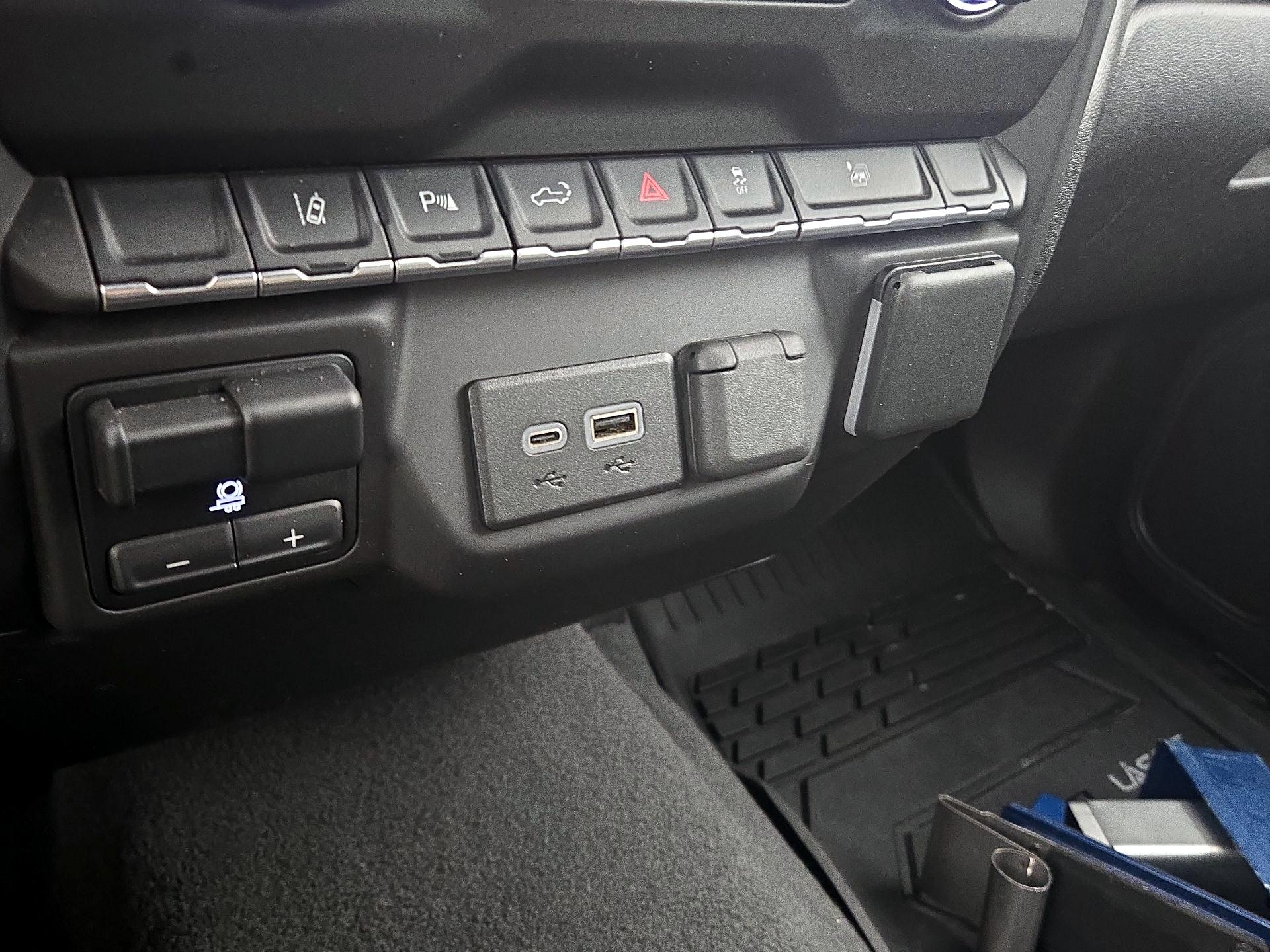 Thumbnail: 2024 Chevrolet Silverado 2500 - 18