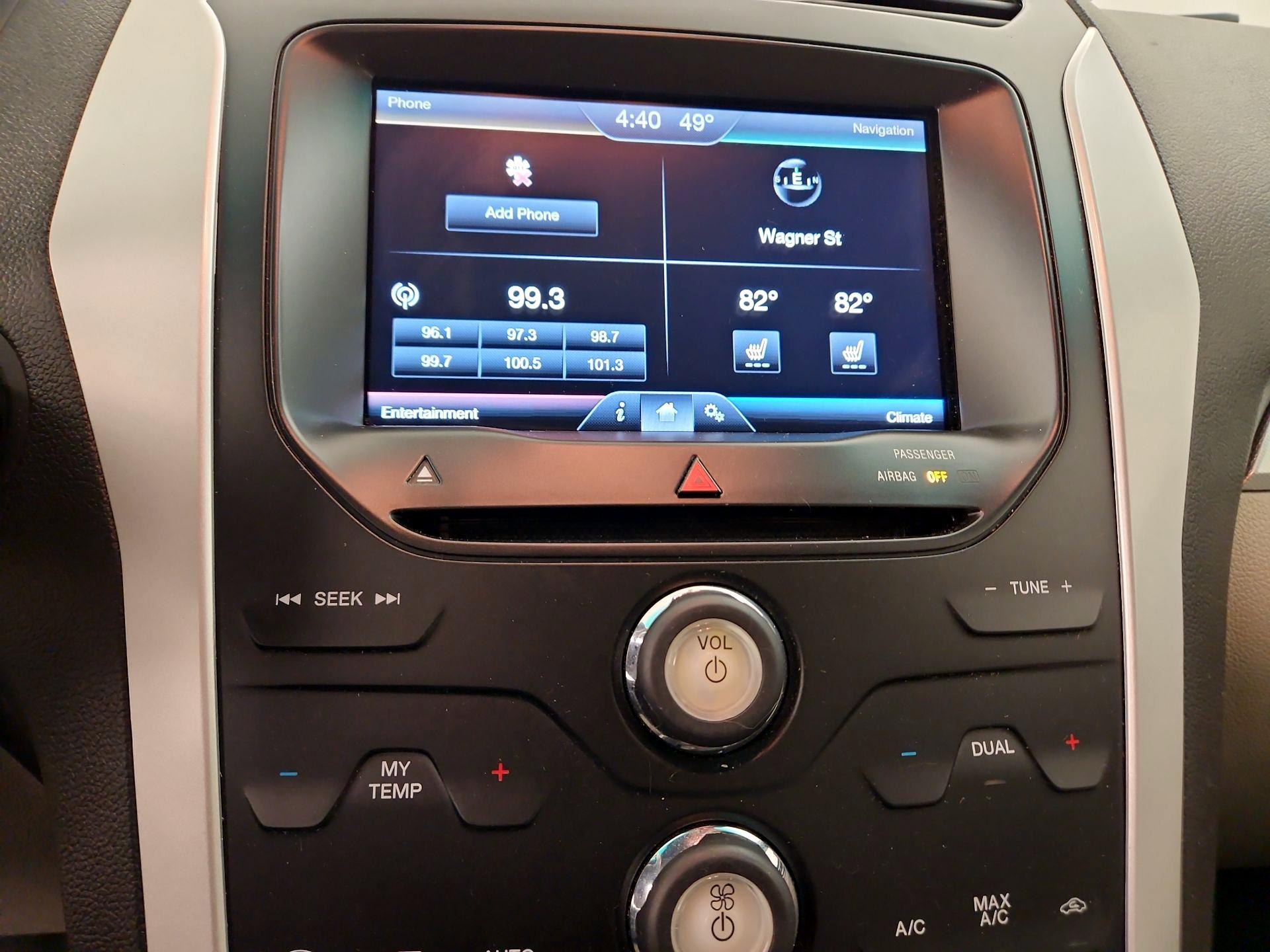 Thumbnail: 2015 Ford Explorer - 16