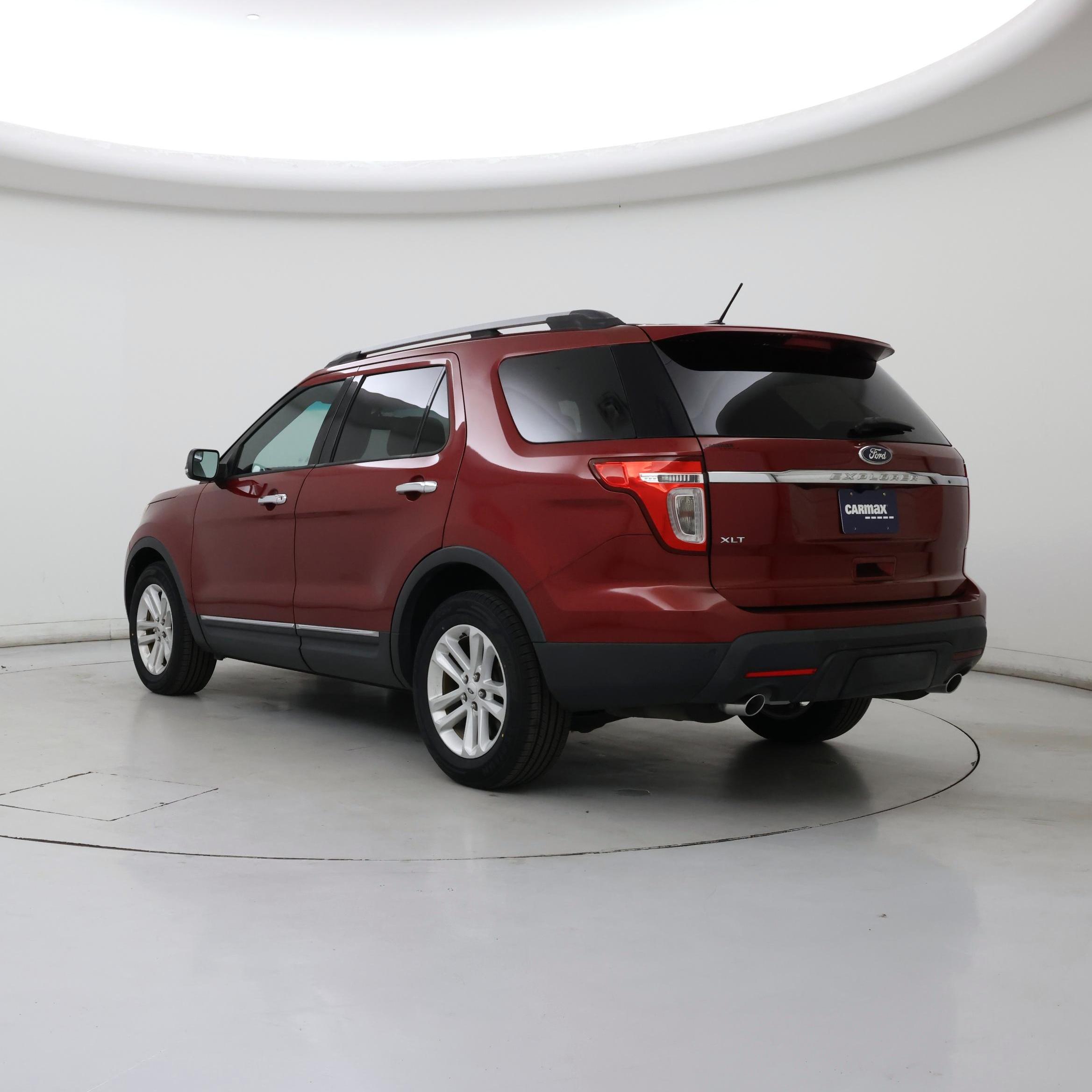 Thumbnail: 2015 Ford Explorer - 2