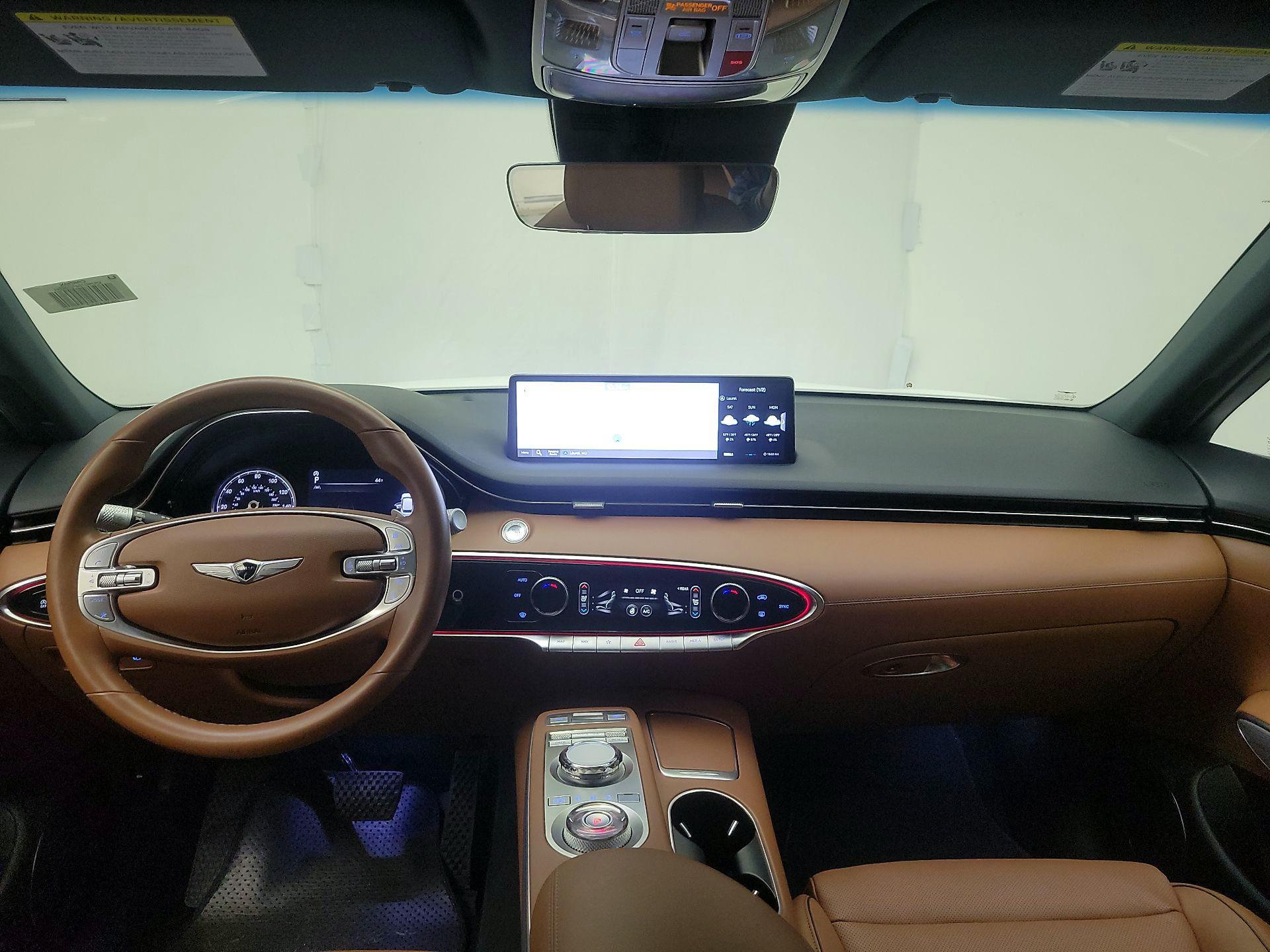 Thumbnail: 2023 Genesis GV70 - 9