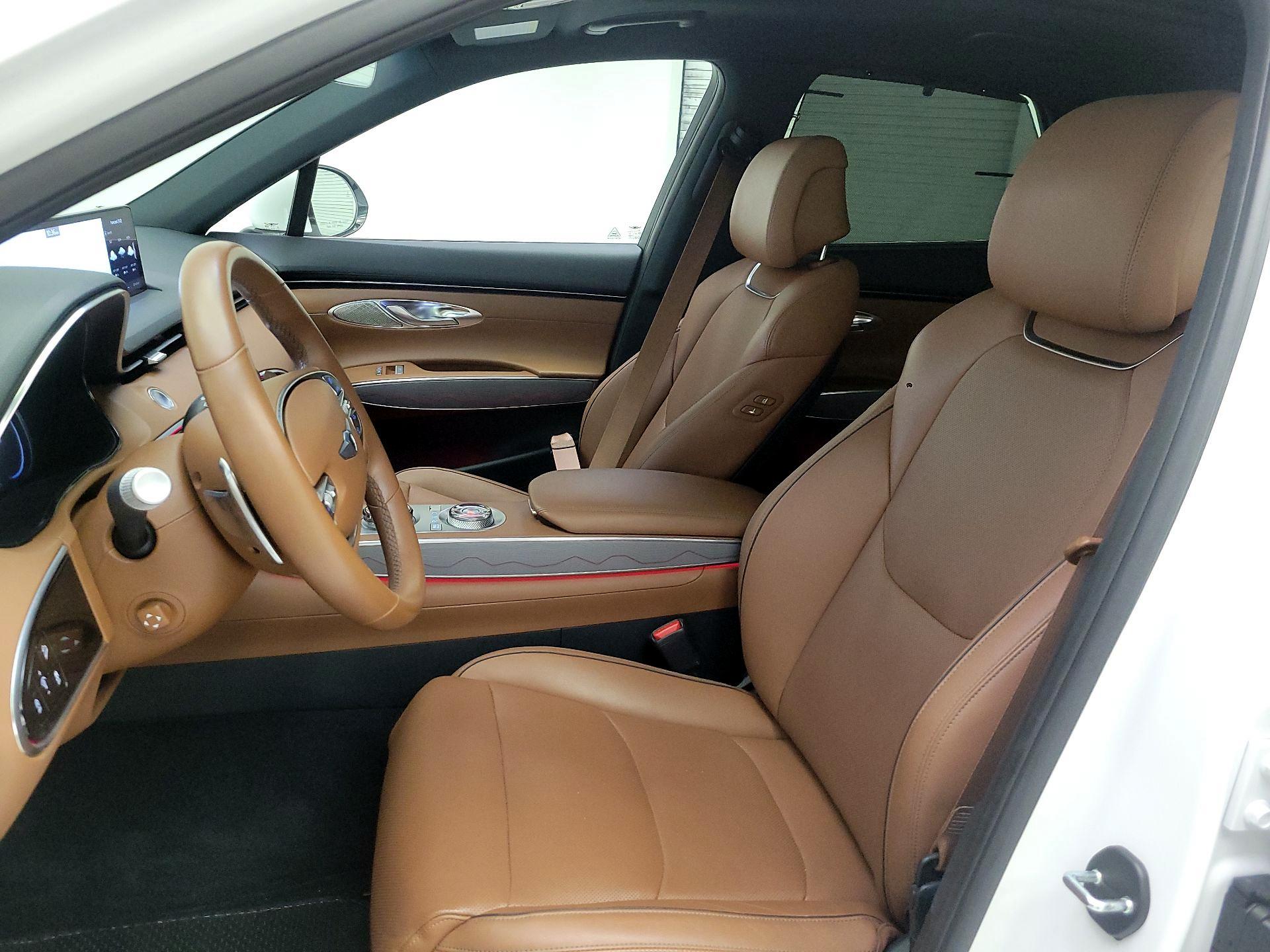 Thumbnail: 2023 Genesis GV70 - 11