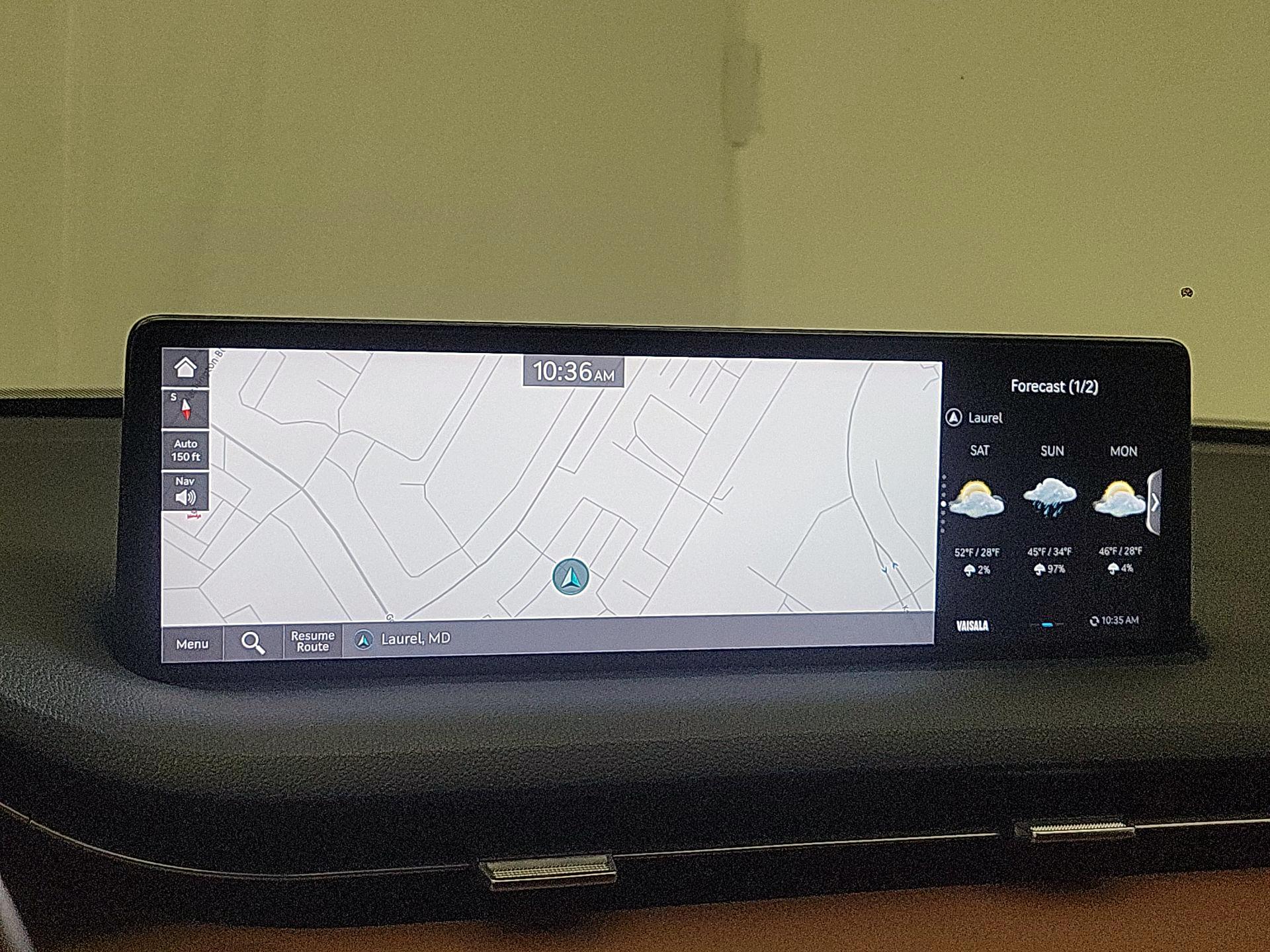 Thumbnail: 2023 Genesis GV70 - 14