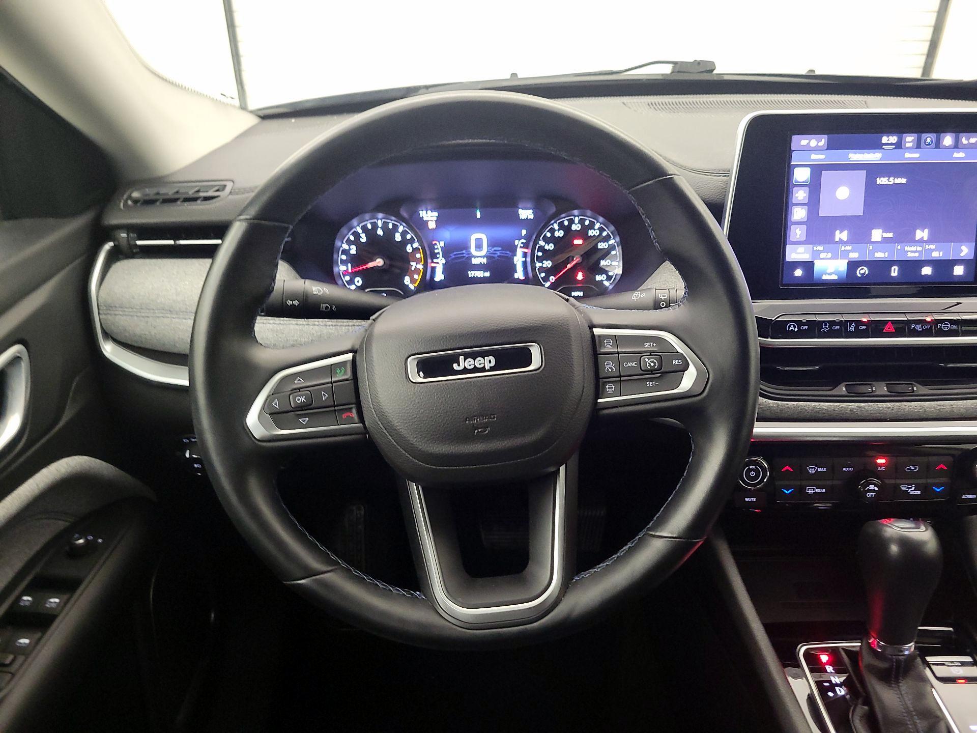 Thumbnail: 2022 Jeep Compass - 10