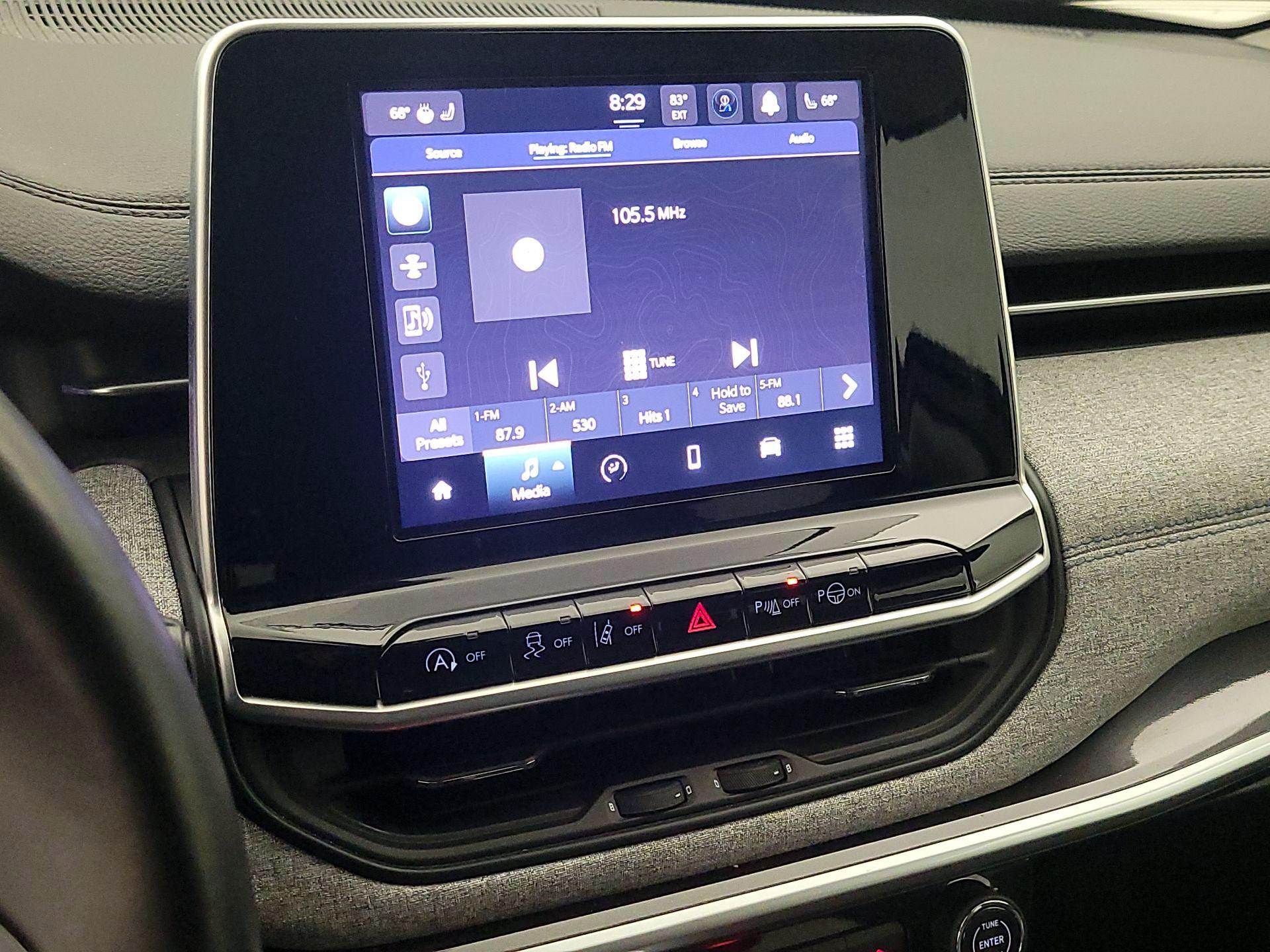 Thumbnail: 2022 Jeep Compass - 15