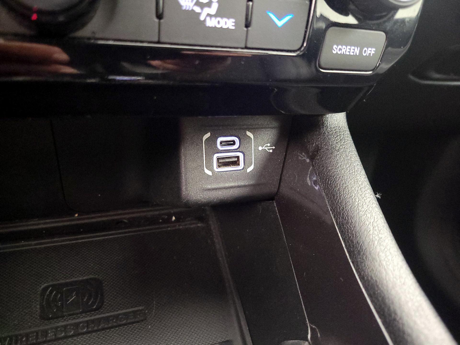 Thumbnail: 2022 Jeep Compass - 18