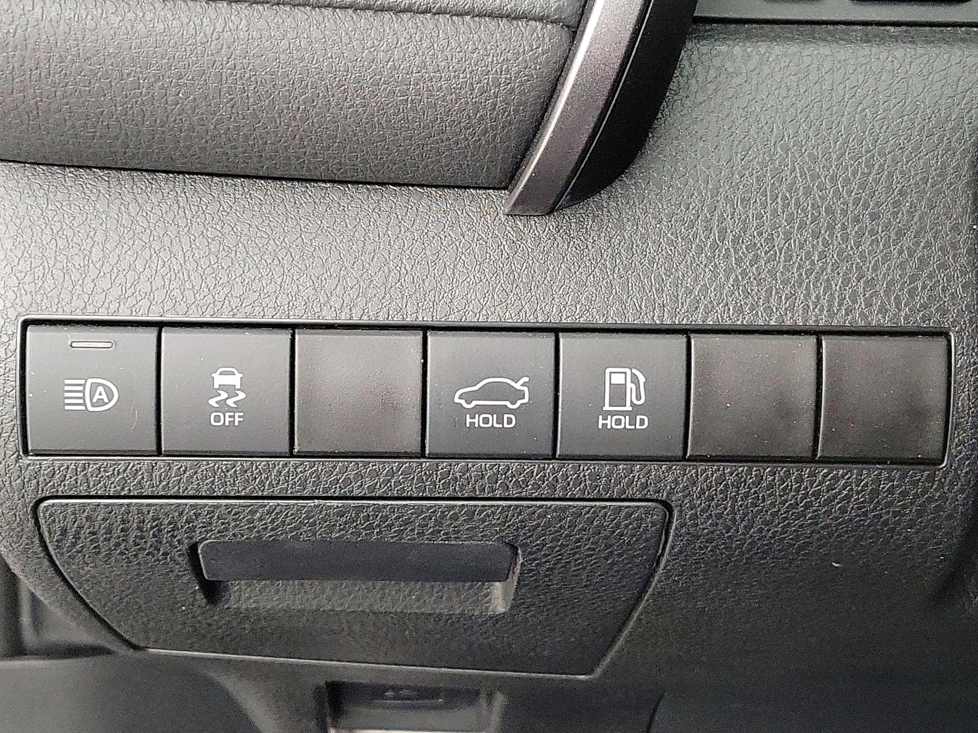 Thumbnail: 2023 Toyota Camry - 13