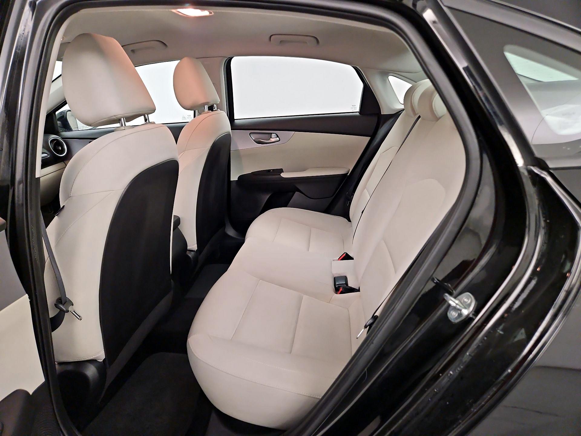 Thumbnail: 2023 Kia Forte - 19